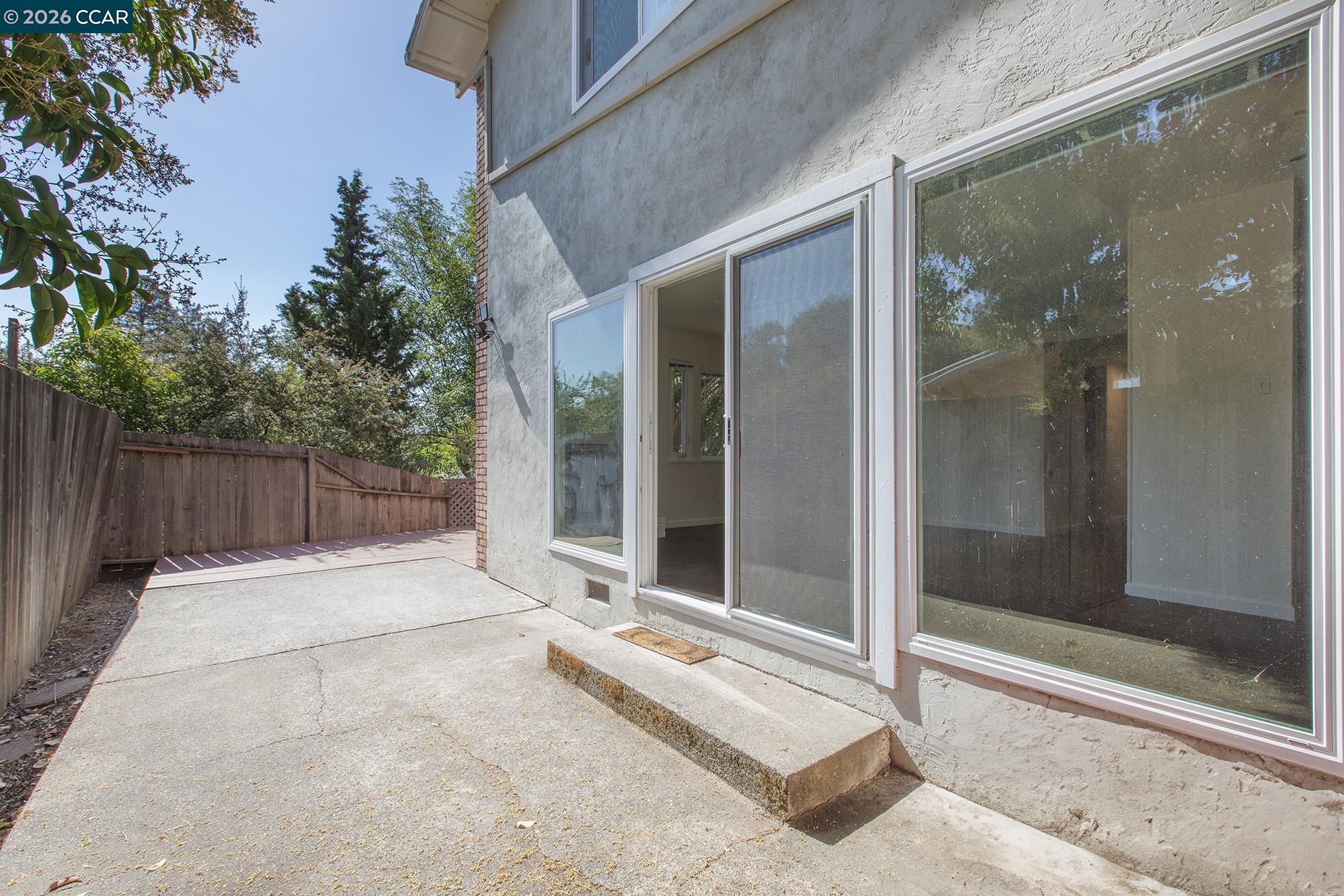 Detail Gallery Image 26 of 34 For 29 Leafwood Circle, San Rafael,  CA 94901 - – Beds | – Baths