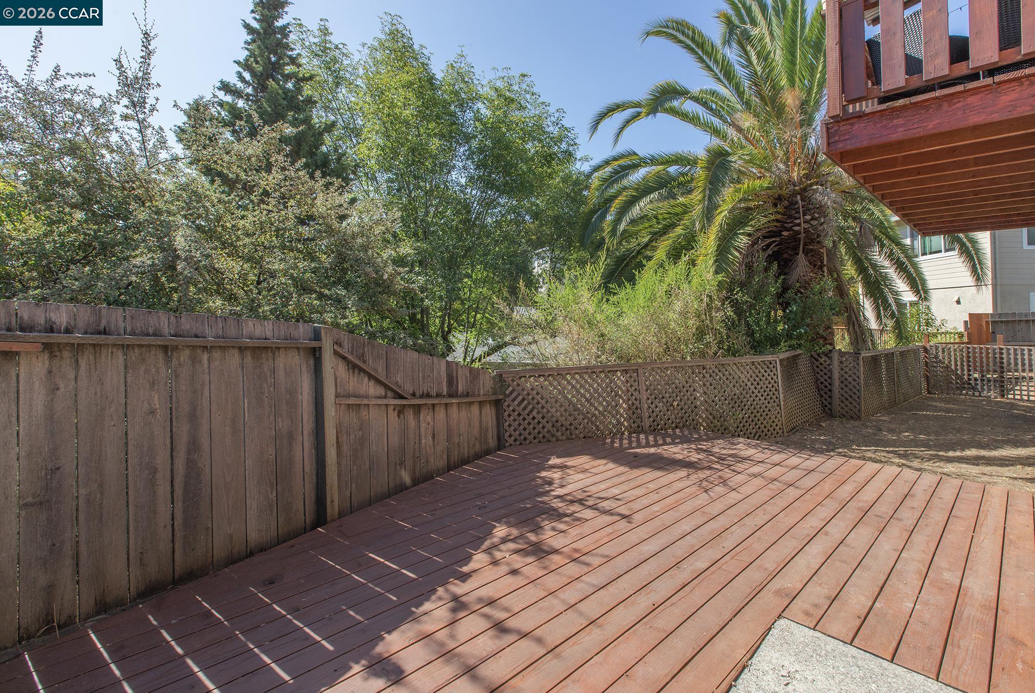 Detail Gallery Image 29 of 34 For 29 Leafwood Circle, San Rafael,  CA 94901 - – Beds | – Baths