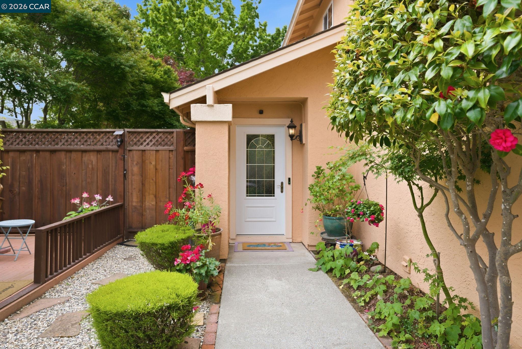 Detail Gallery Image 3 of 70 For 2675 Durango Ln, San Ramon,  CA 94583 - 4 Beds | 2/1 Baths
