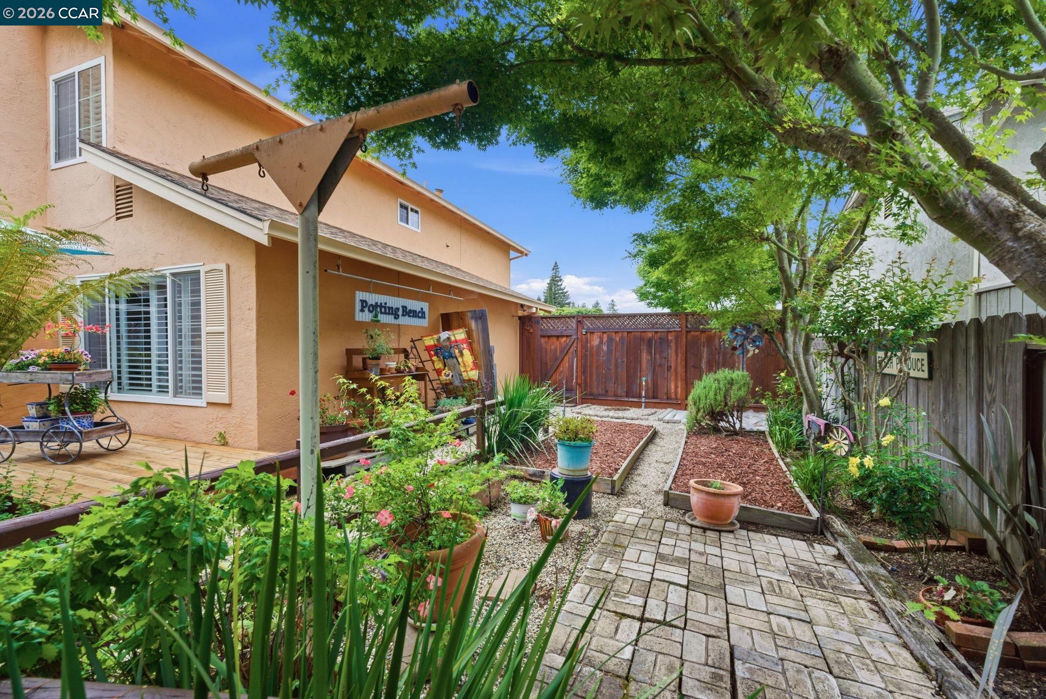 Detail Gallery Image 49 of 70 For 2675 Durango Ln, San Ramon,  CA 94583 - 4 Beds | 2/1 Baths