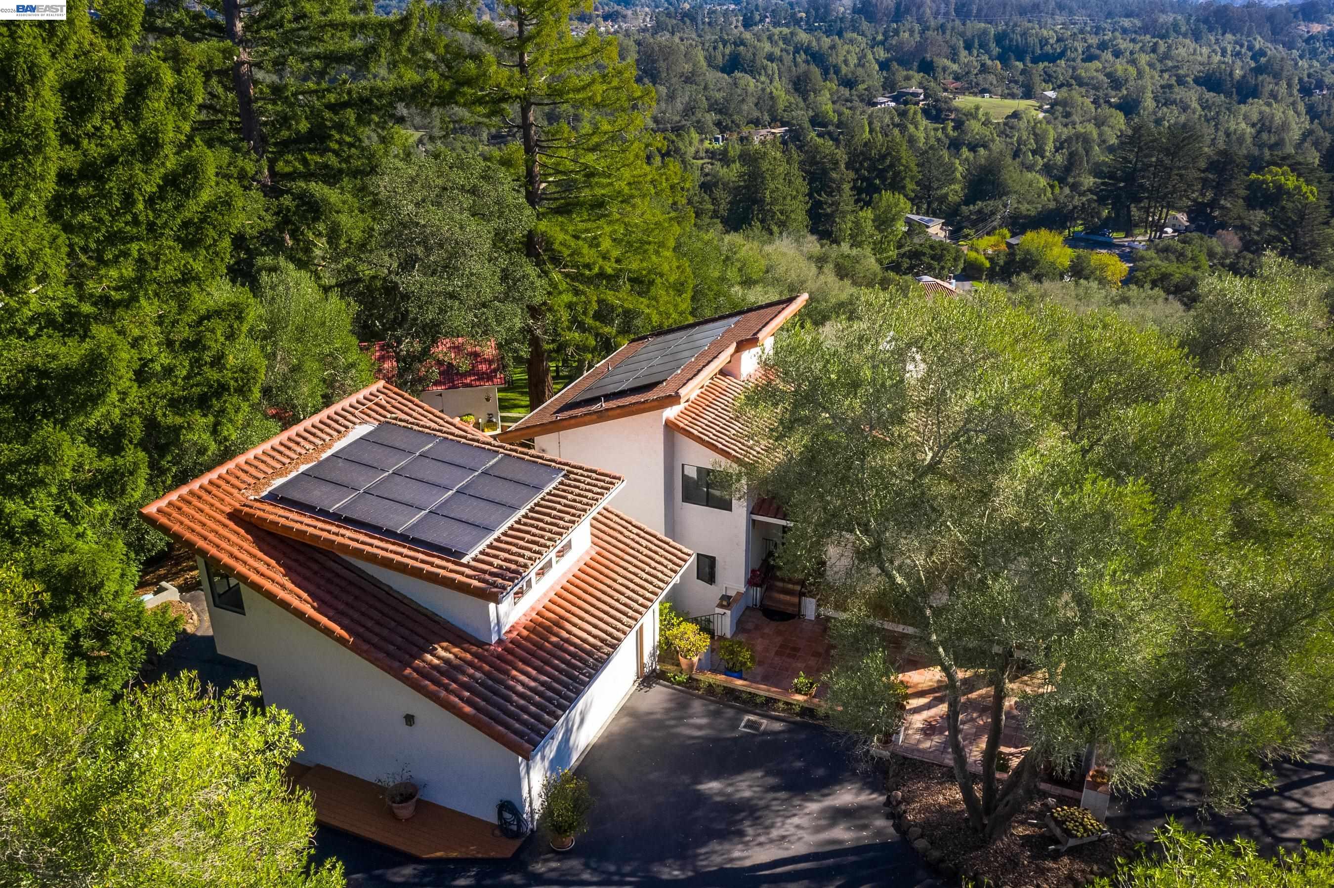 Detail Gallery Image 27 of 31 For 3430 Loma Alta Ln, Santa Cruz,  CA 95065 - 2 Beds | 2/1 Baths