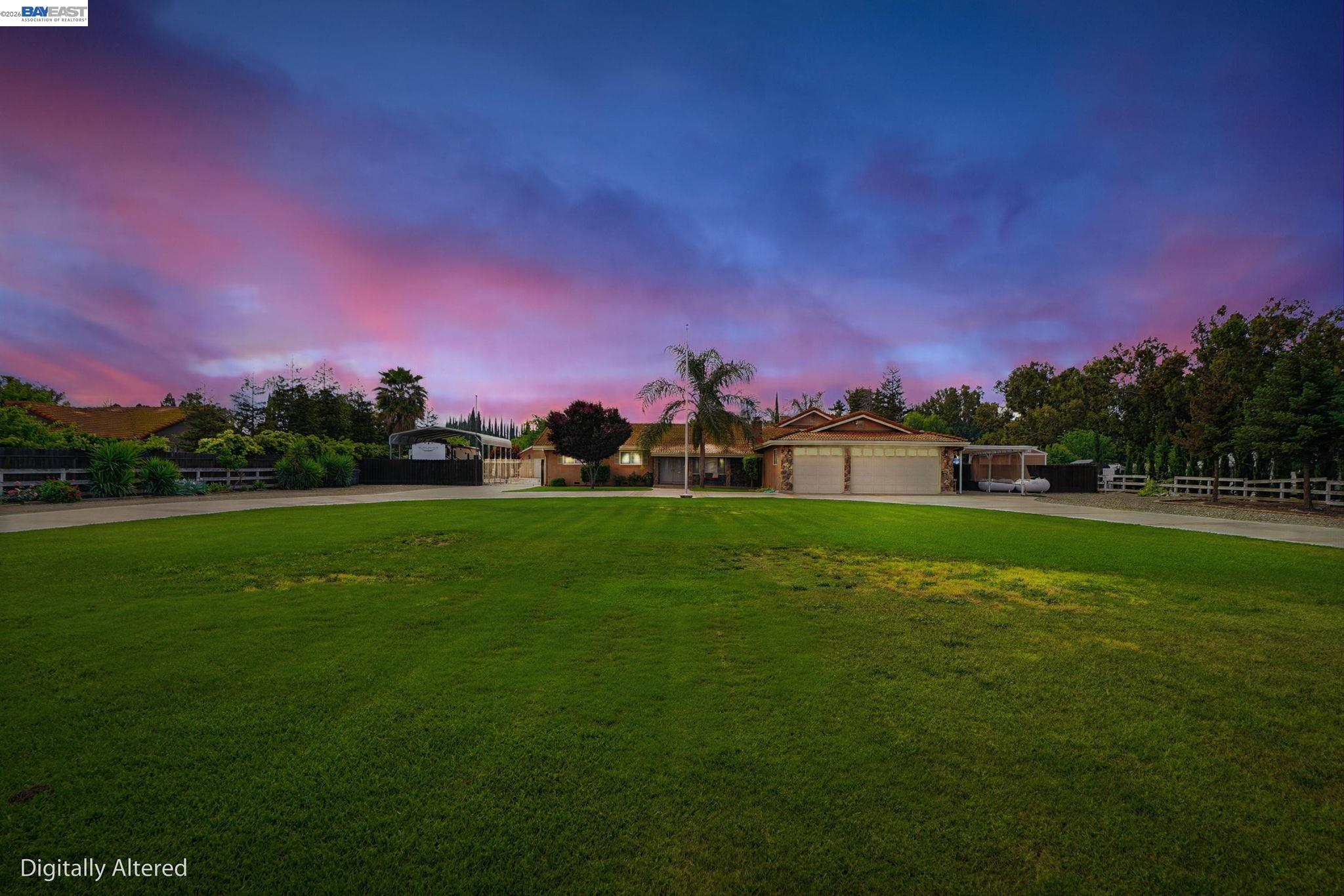Detail Gallery Image 3 of 60 For 11378 Mountain View Rd, Tracy,  CA 95376 - 5 Beds | 3/1 Baths