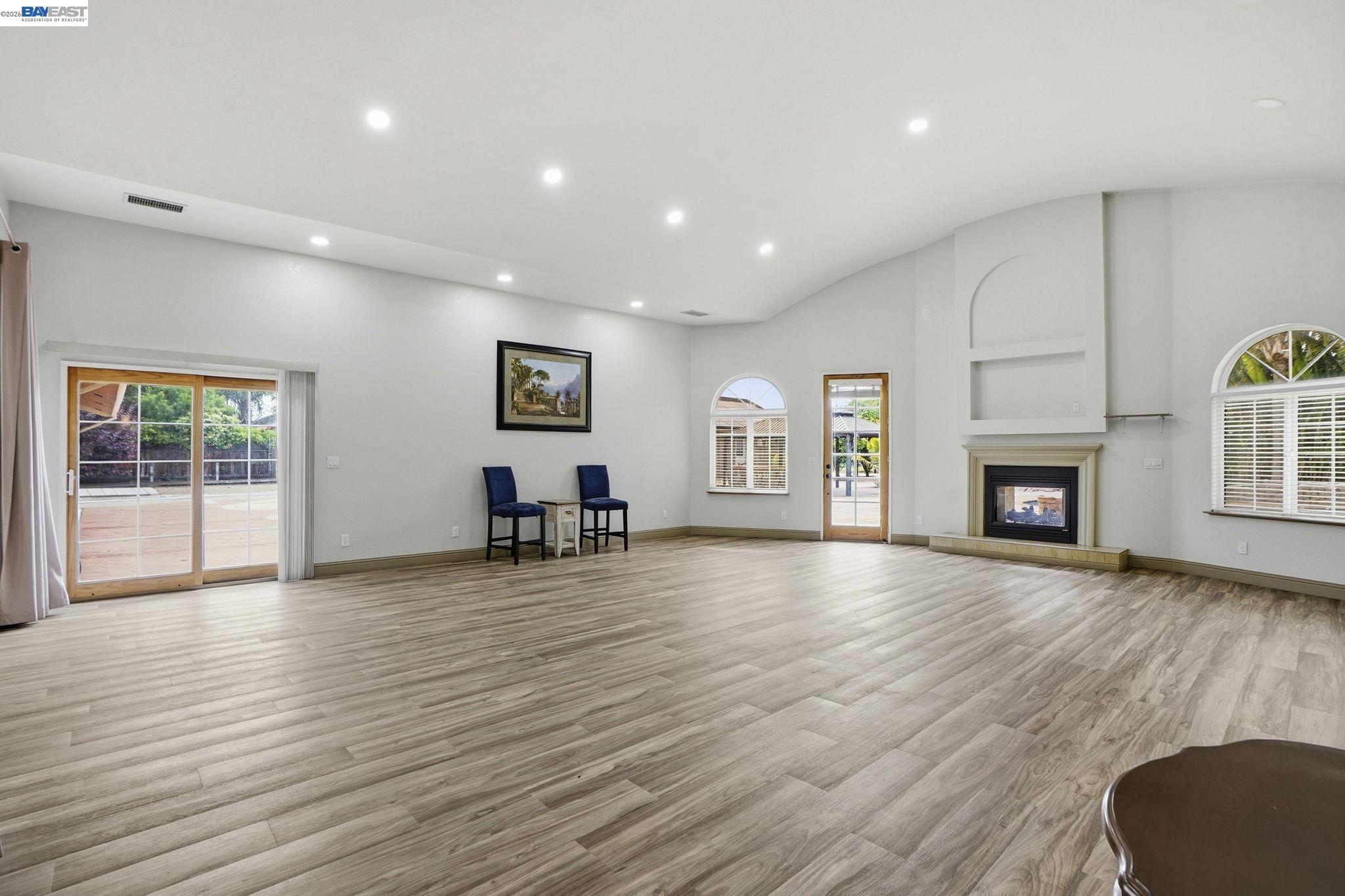 Detail Gallery Image 21 of 60 For 11378 Mountain View Rd, Tracy,  CA 95376 - 5 Beds | 3/1 Baths