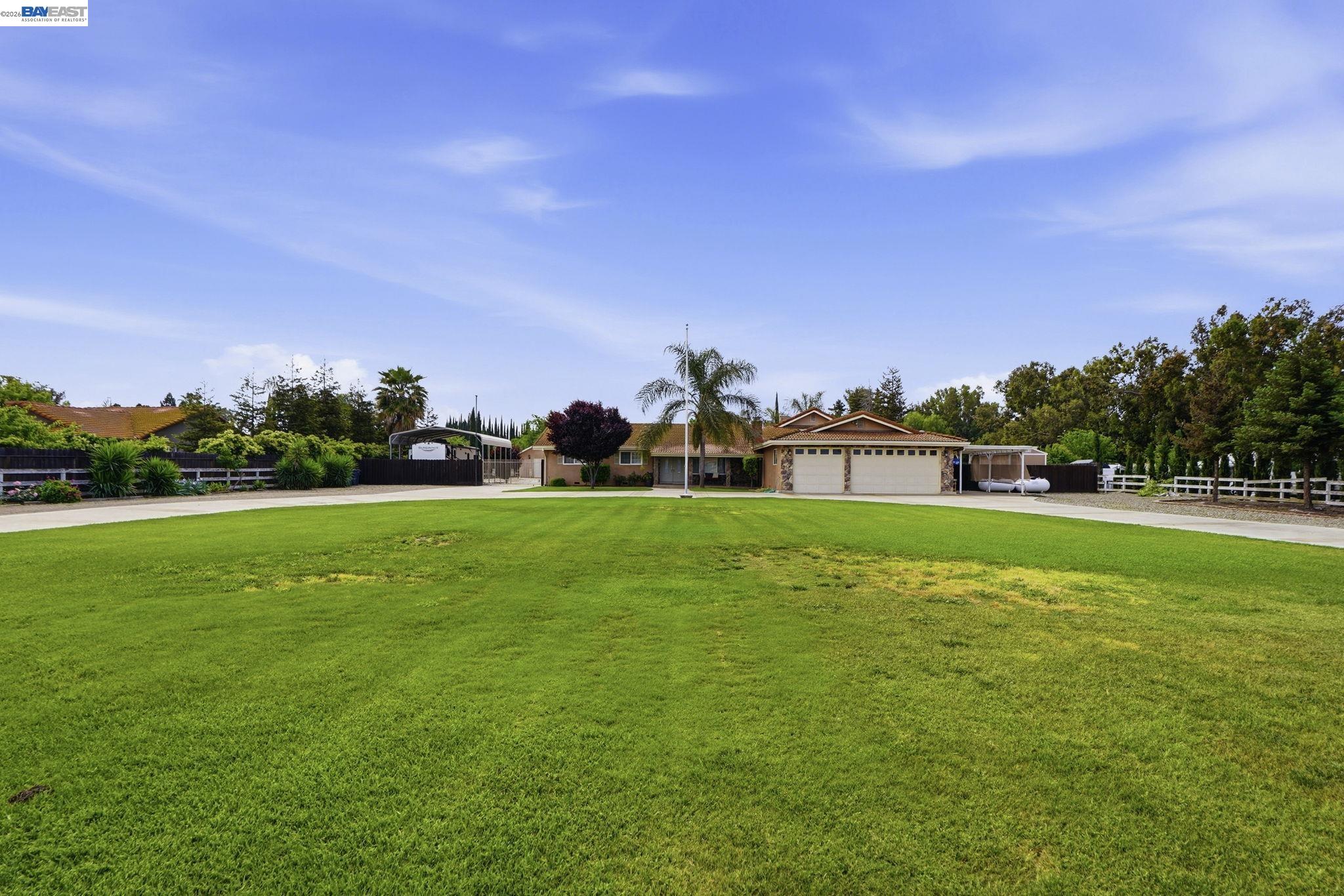 Detail Gallery Image 4 of 60 For 11378 Mountain View Rd, Tracy,  CA 95376 - 5 Beds | 3/1 Baths