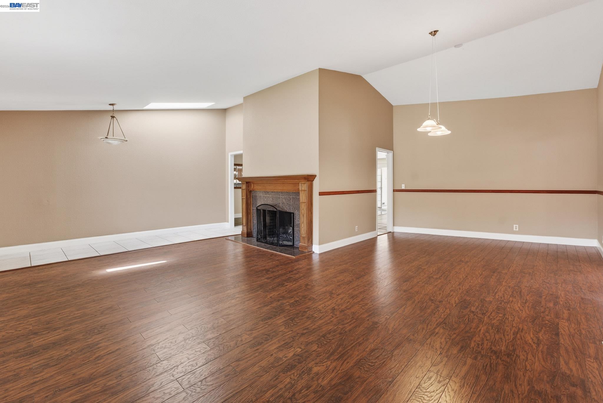 Detail Gallery Image 7 of 59 For 1147 Lomitas Ave, Livermore,  CA 94550 - 5 Beds | 3 Baths