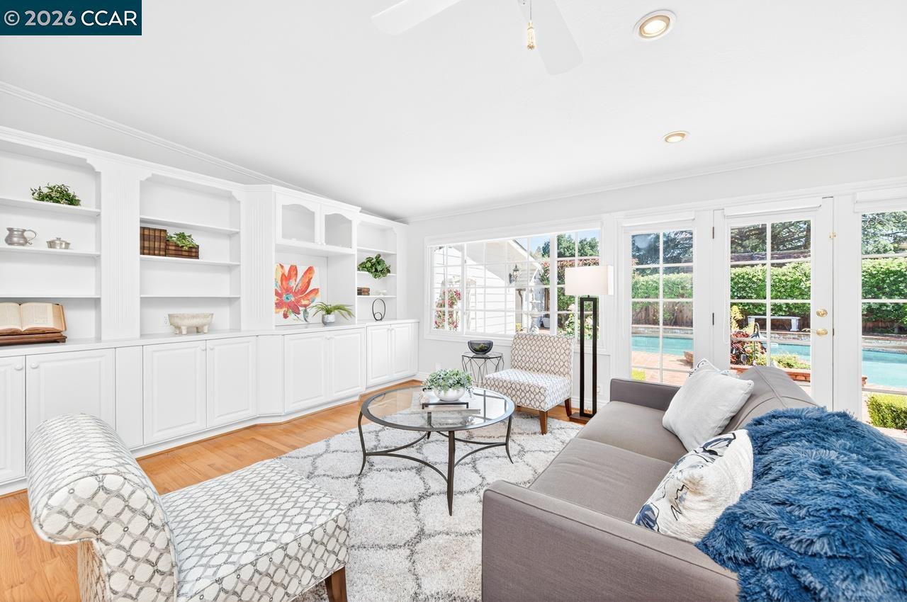 2201 Loch Ln, Walnut Creek, CA, 94598