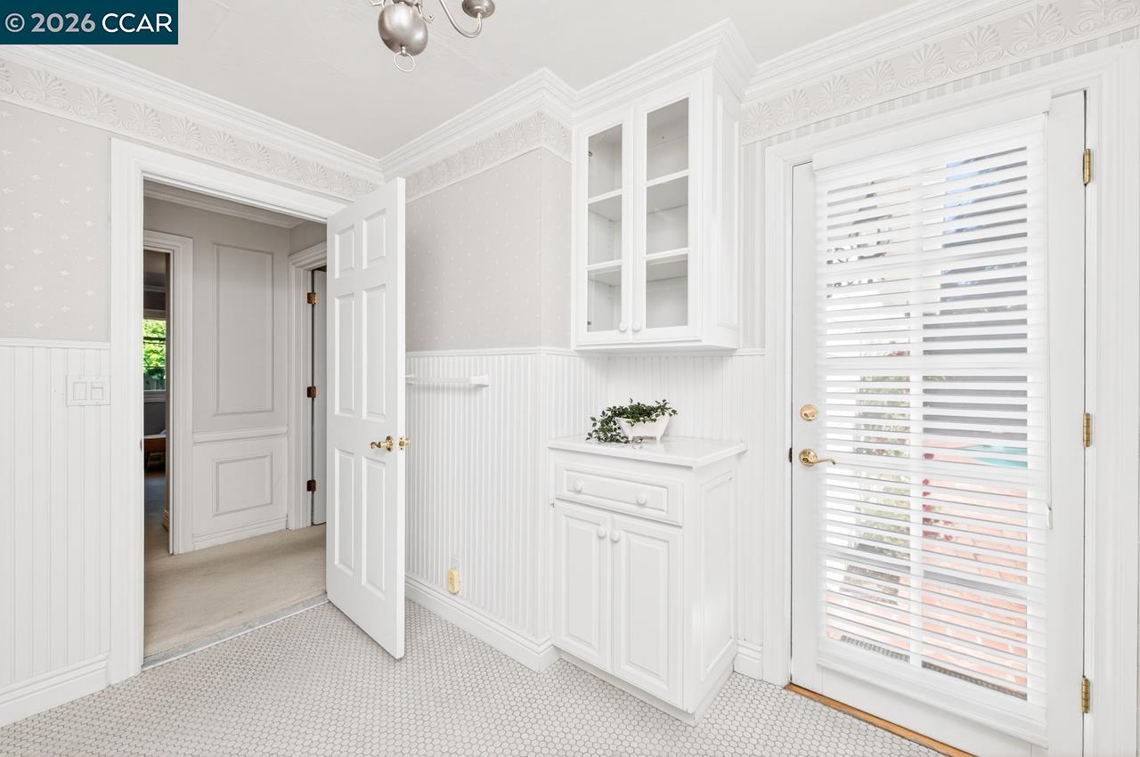 2201 Loch Ln, Walnut Creek, CA, 94598