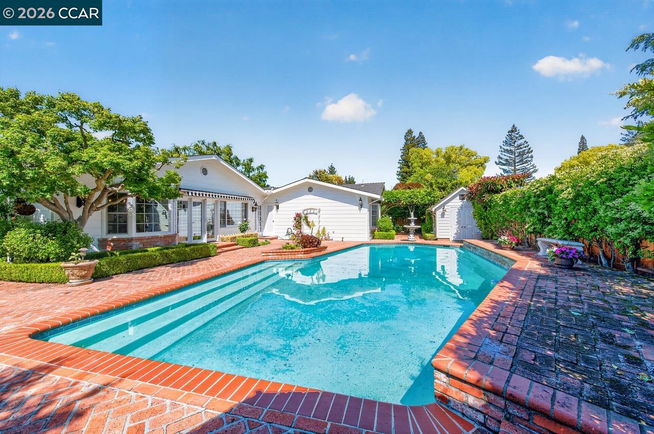 2201 Loch Ln, Walnut Creek, CA, 94598