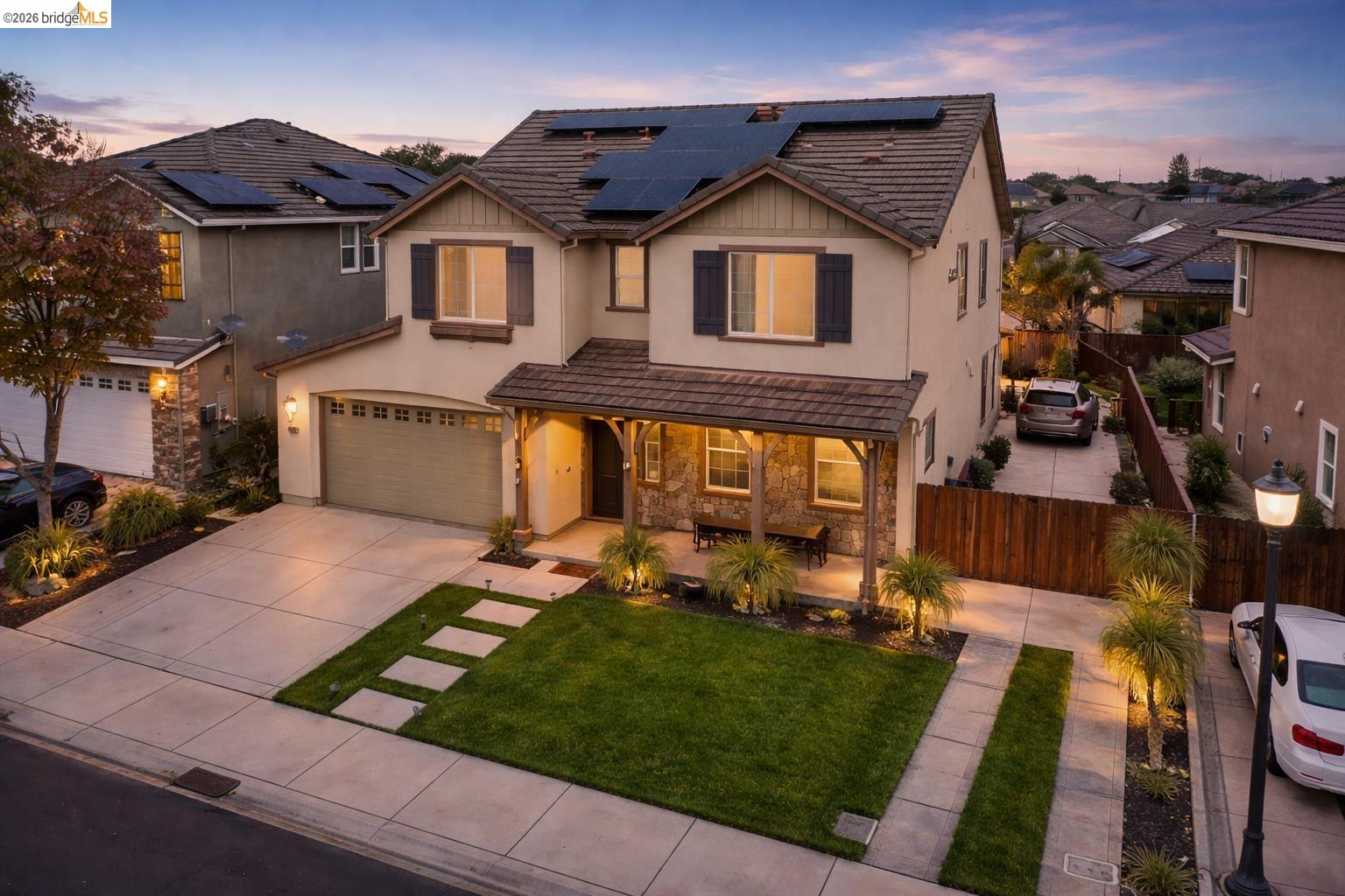 Front Image Thumbnail for EB41130723