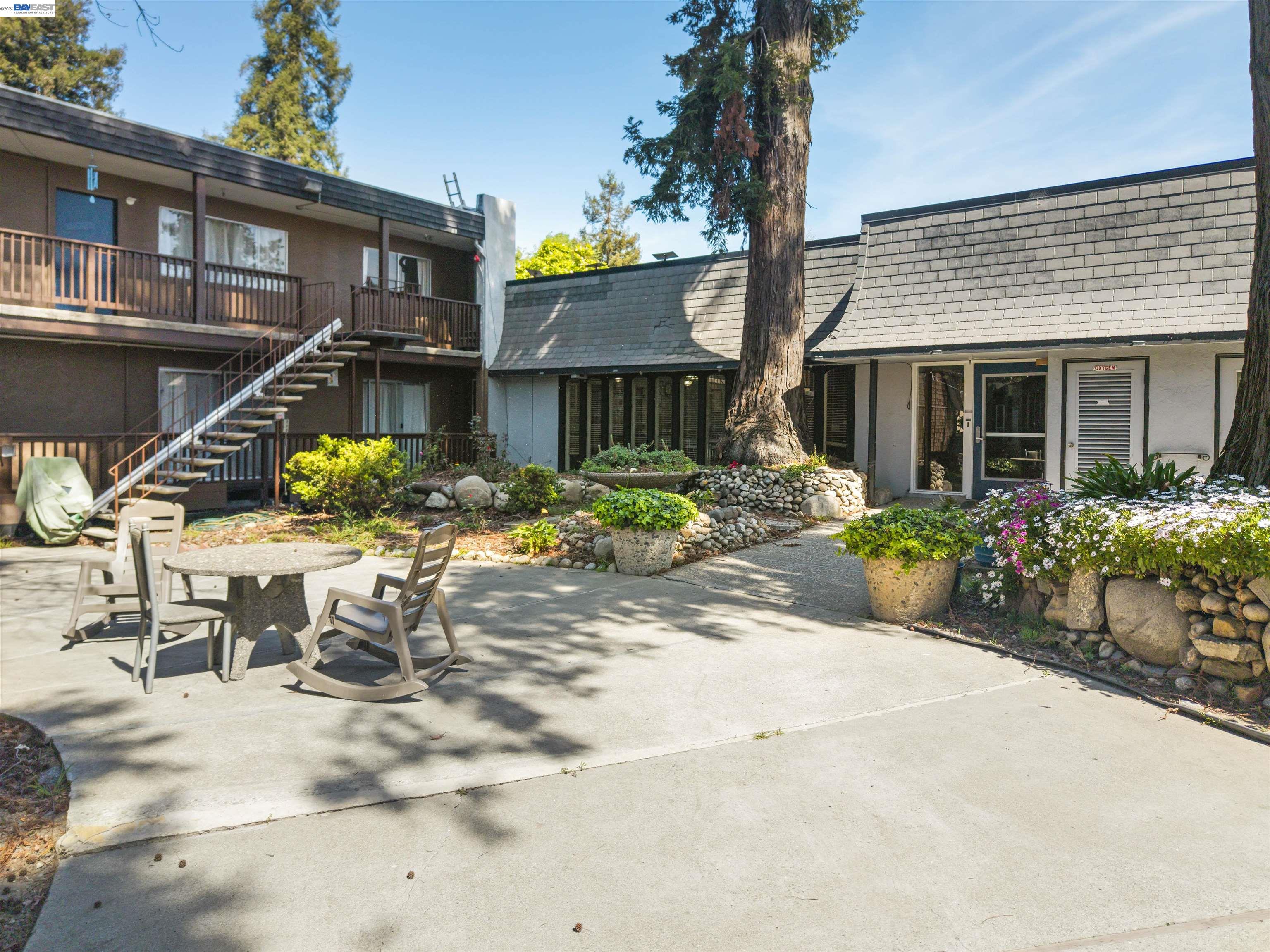 22427 Montgomery St, Hayward, CA, 94541