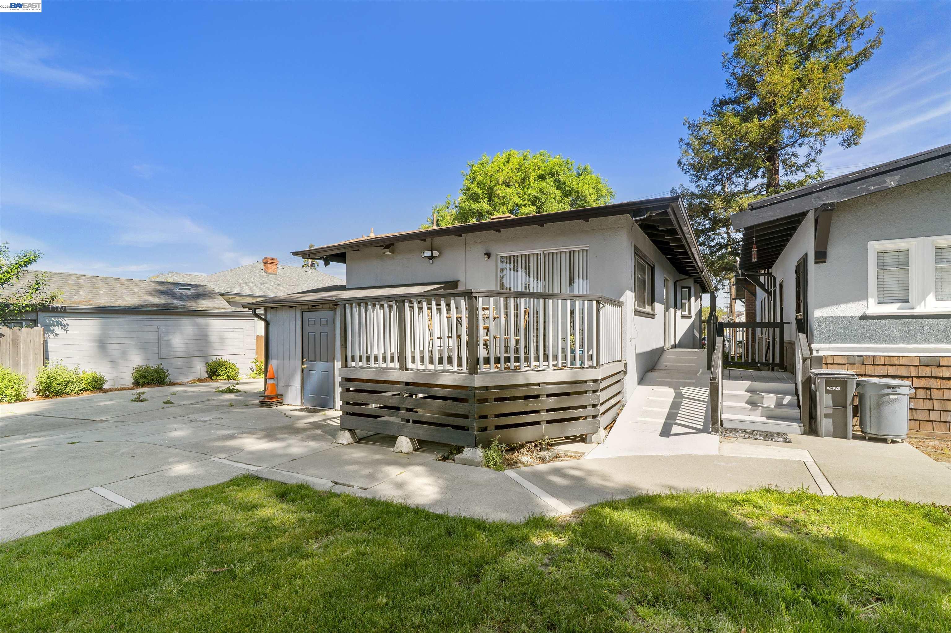 22427 Montgomery St, Hayward, CA, 94541