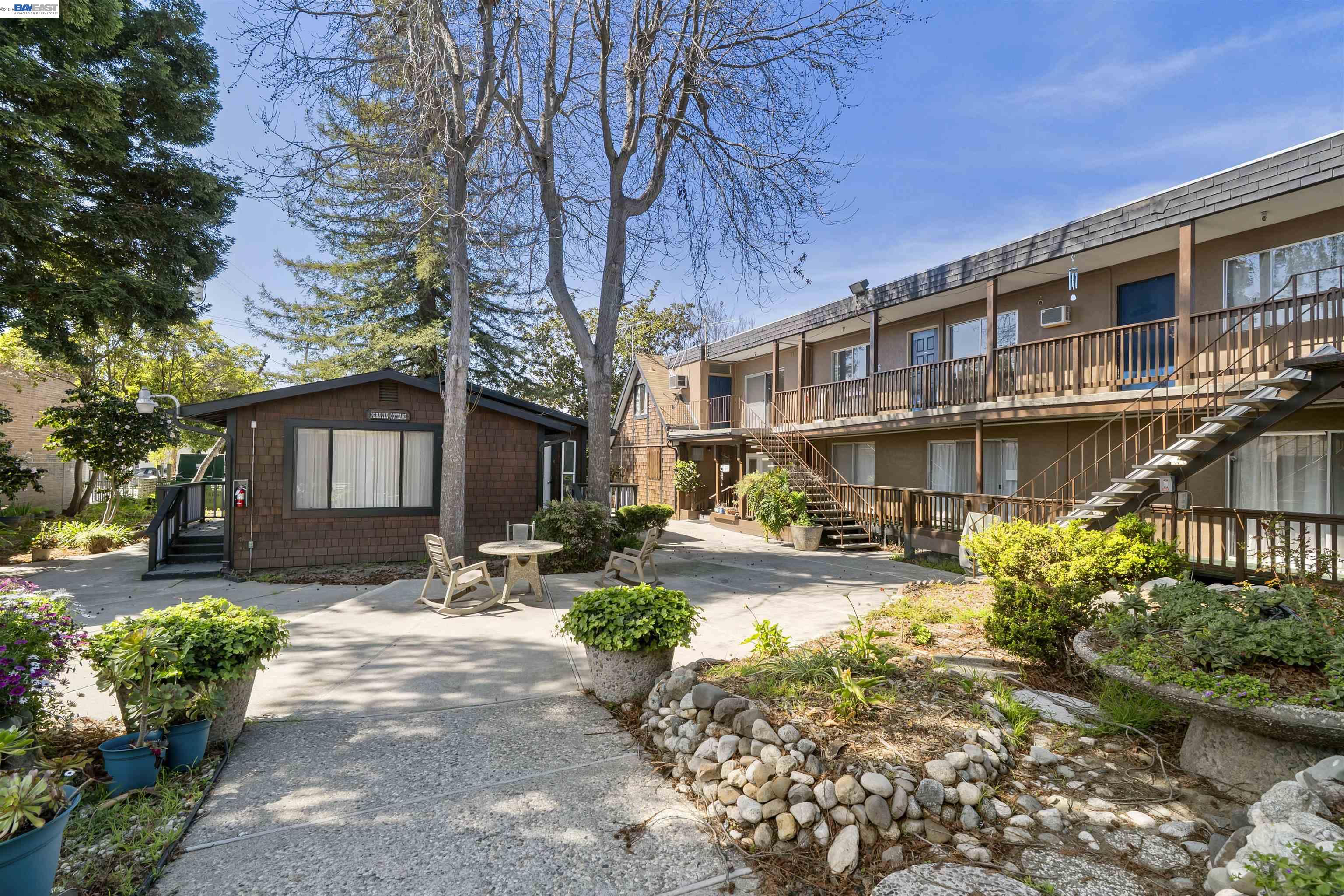 22427 Montgomery St, Hayward, CA, 94541