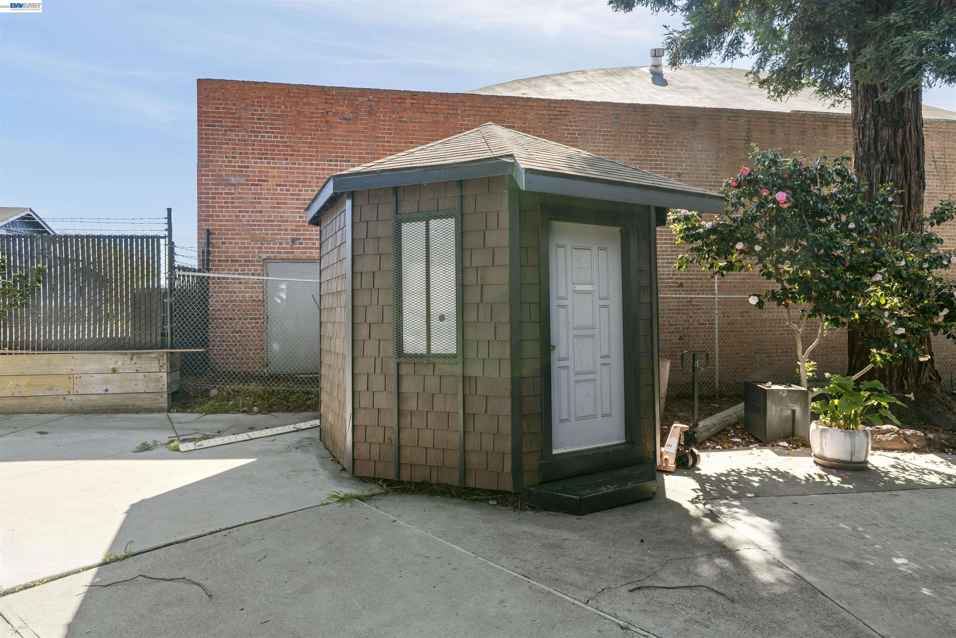 22427 Montgomery St, Hayward, CA, 94541