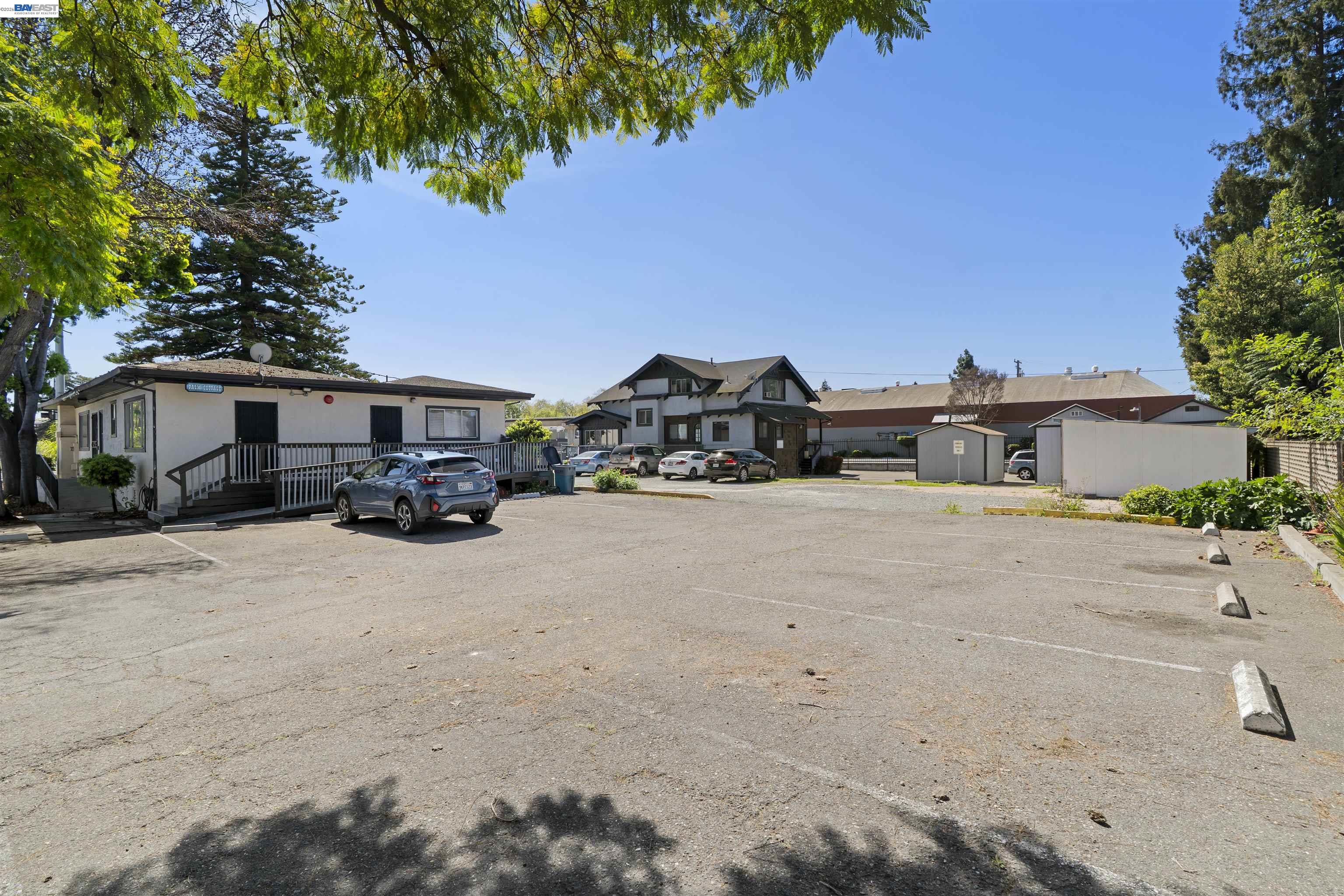 22427 Montgomery St, Hayward, CA, 94541