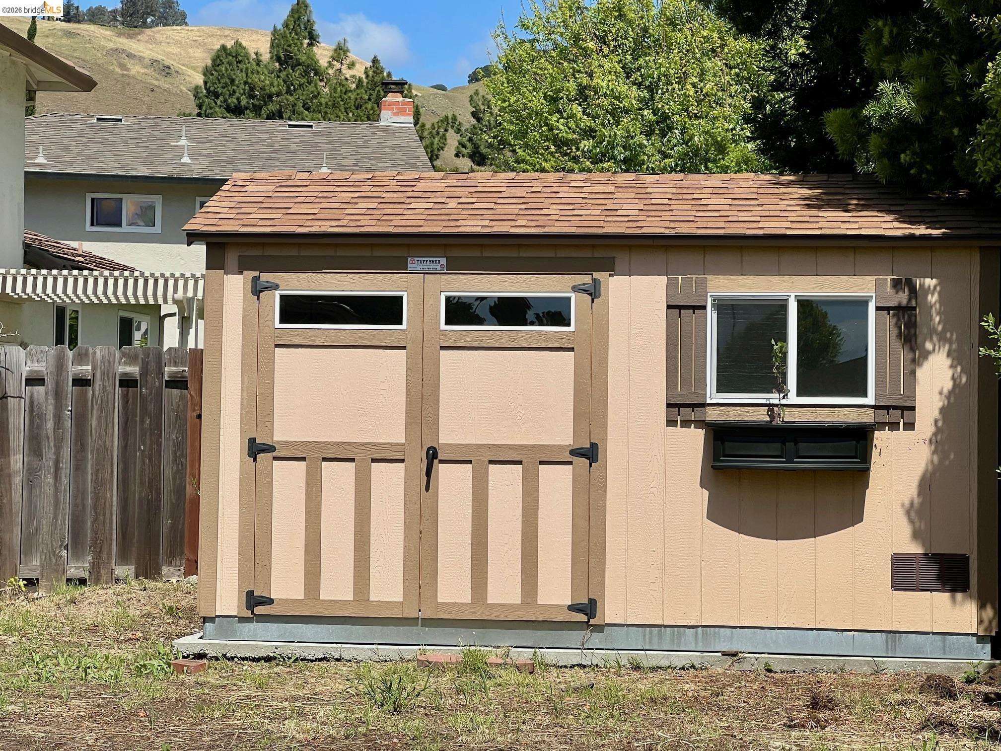 Detail Gallery Image 3 of 10 For 40249 San Sebastian Pl, Fremont,  CA 94539 - 4 Beds | 3 Baths