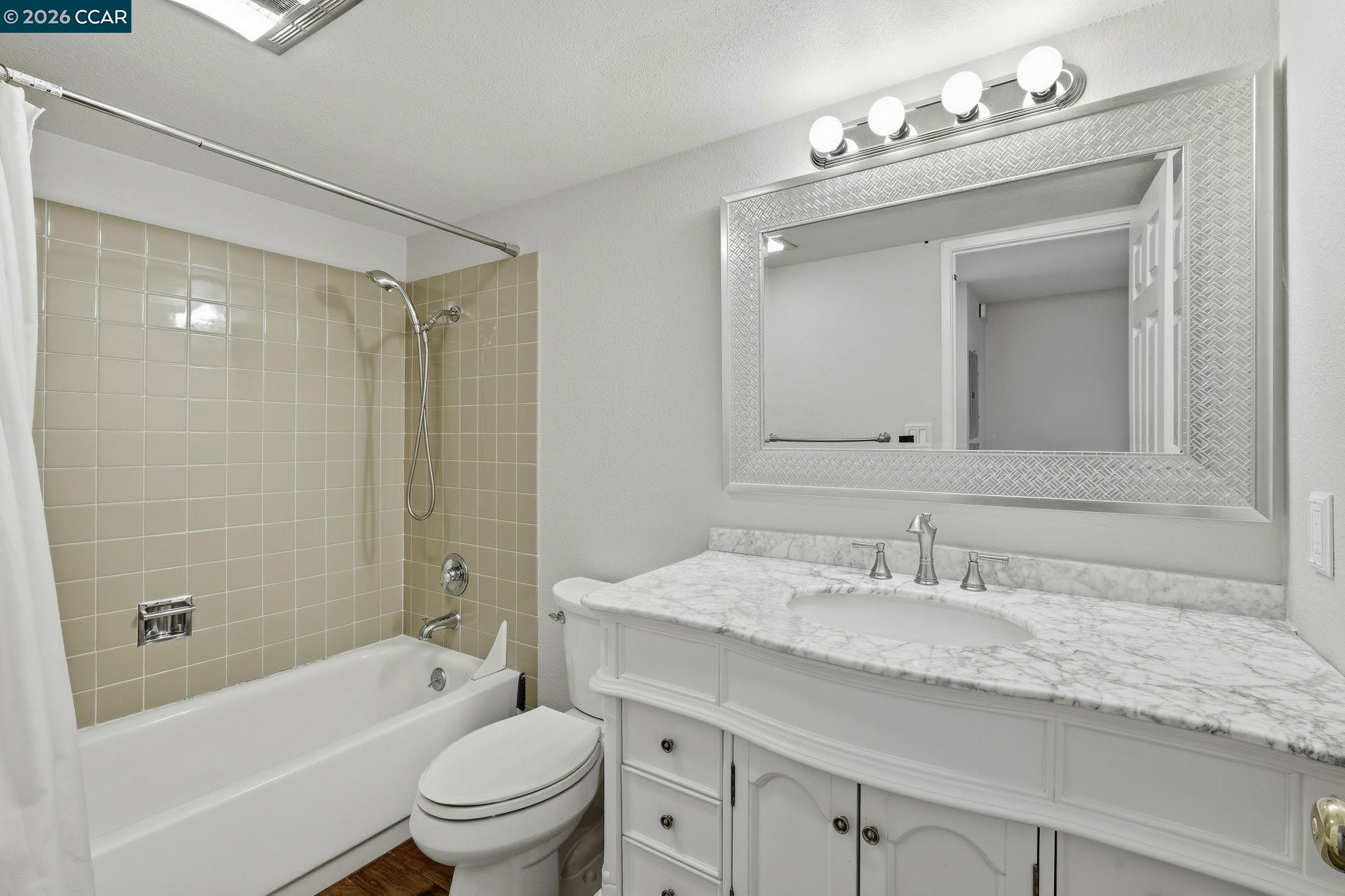 Photo #24: 41130752 Listing: Photo #24