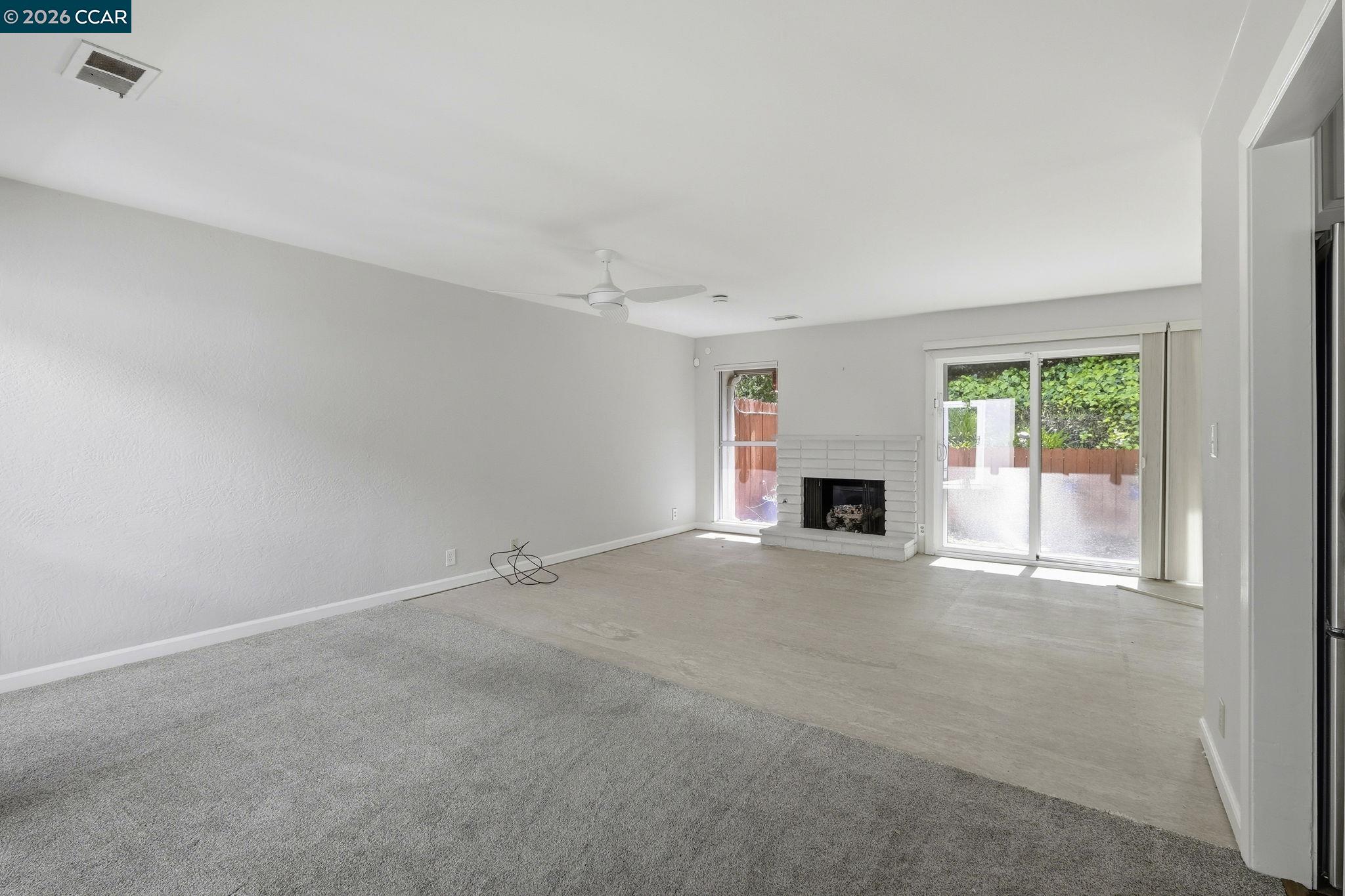 Photo #5: 41130752 Listing: Photo #5