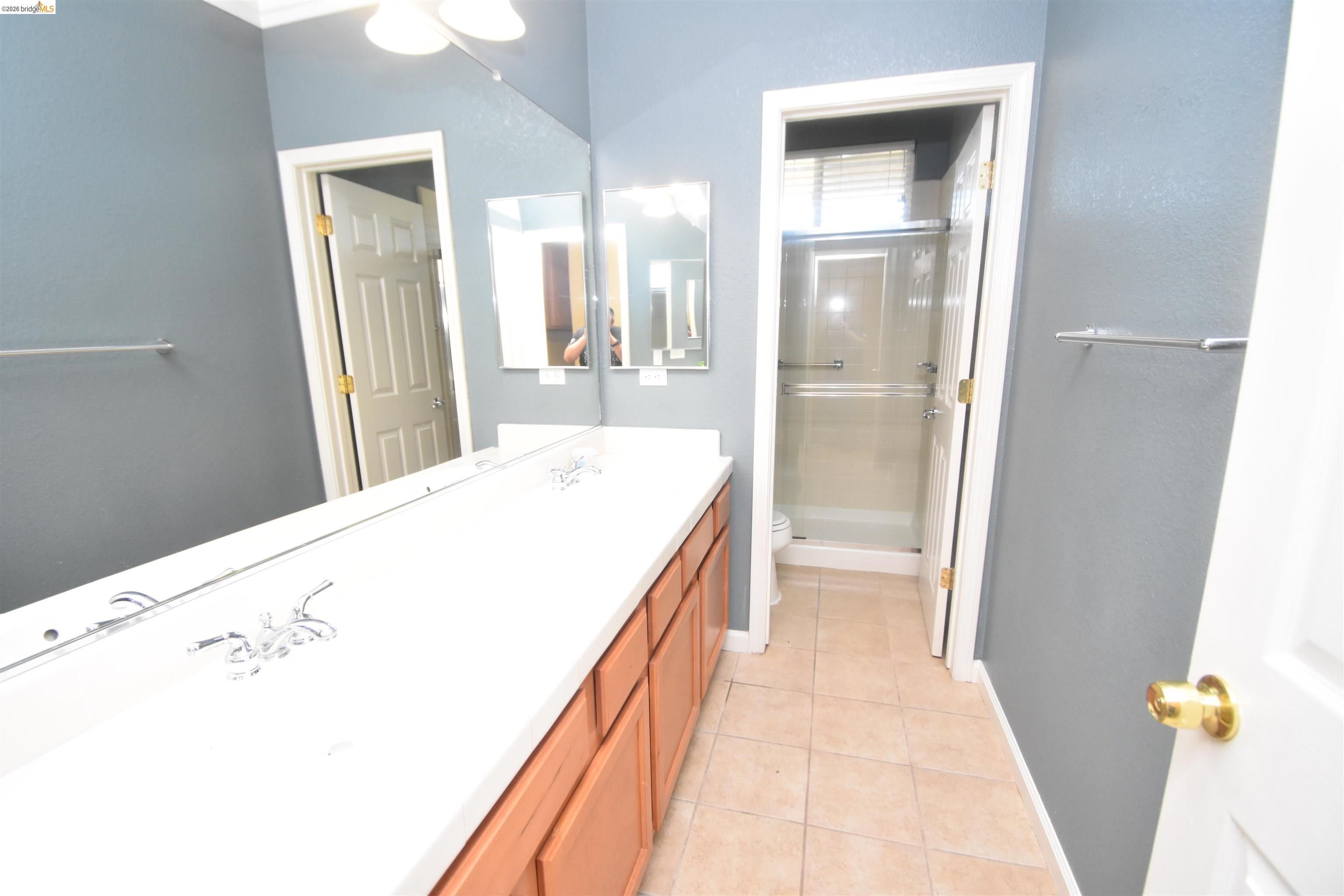 Detail Gallery Image 17 of 47 For 5776 Saint Andrews Dr, Stockton,  CA 95219 - 4 Beds | 4 Baths