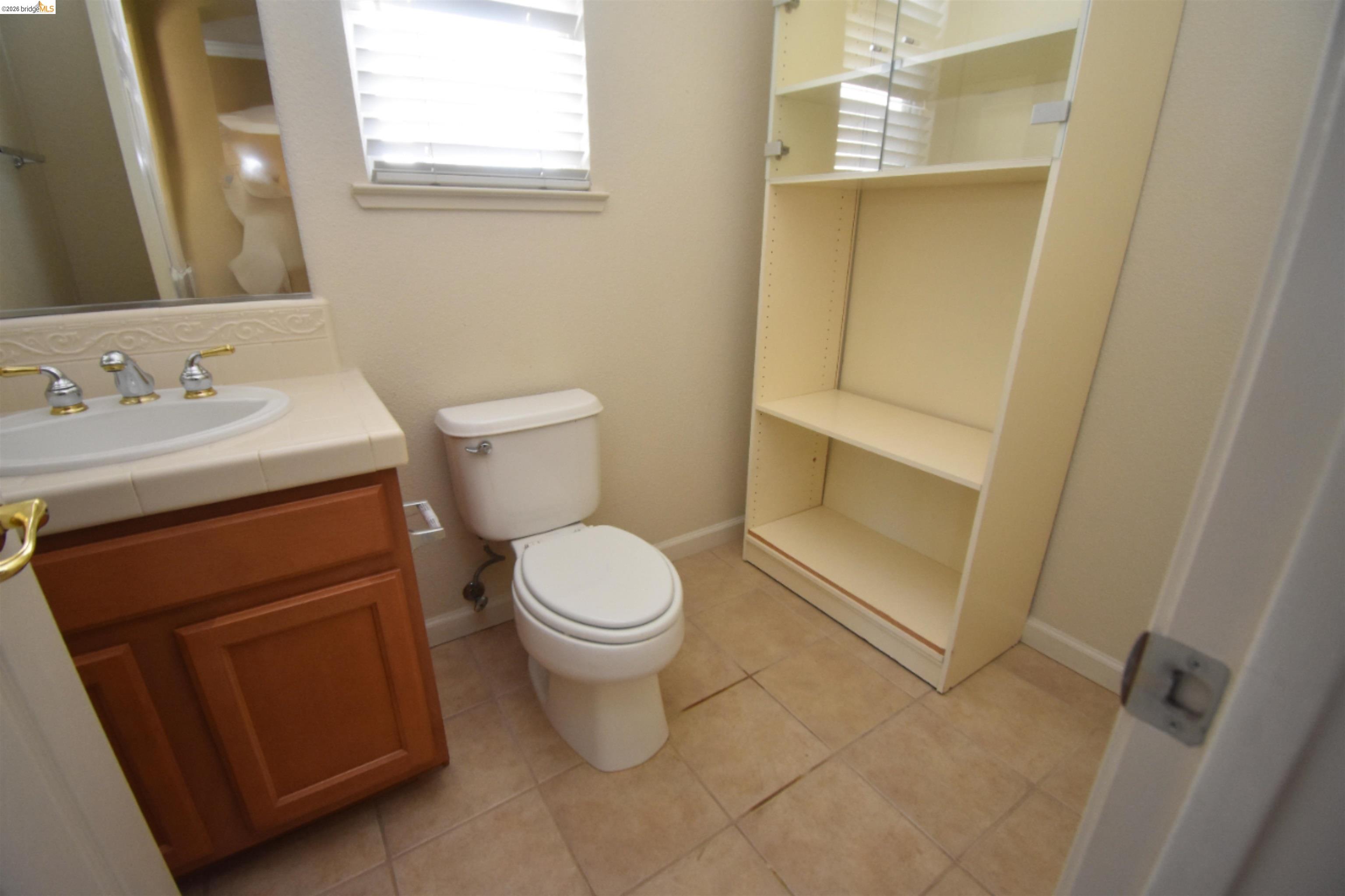 Detail Gallery Image 30 of 47 For 5776 Saint Andrews Dr, Stockton,  CA 95219 - 4 Beds | 4 Baths