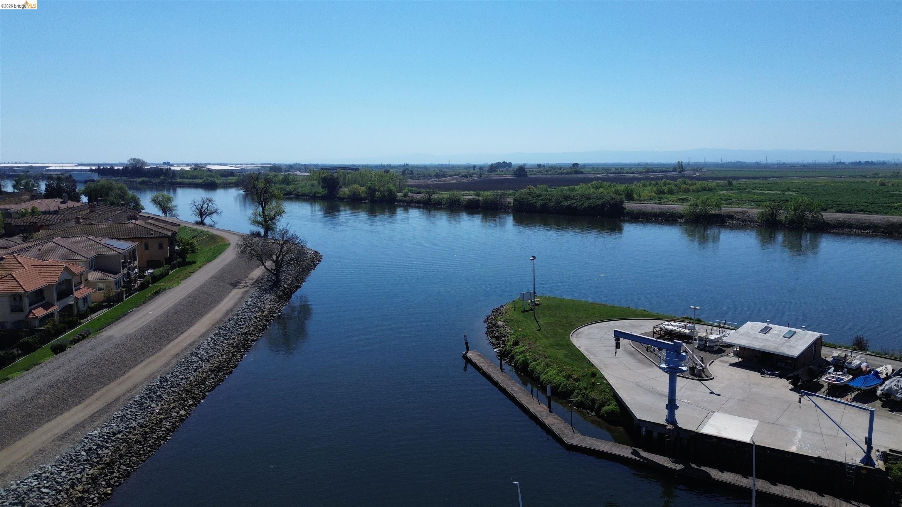 Detail Gallery Image 41 of 47 For 5776 Saint Andrews Dr, Stockton,  CA 95219 - 4 Beds | 4 Baths