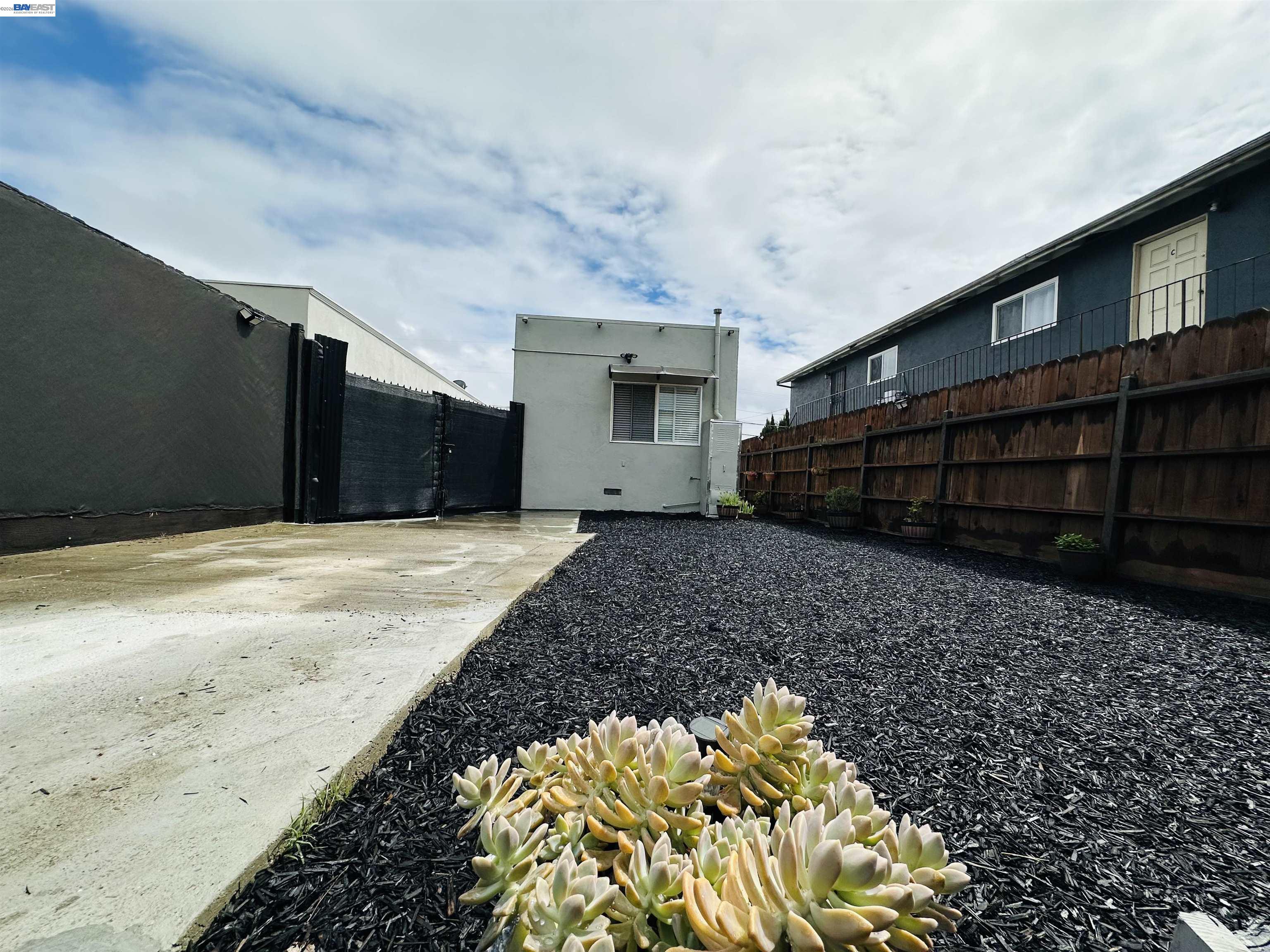 1249 88TH AVE, Oakland CA 94621 — photo 17