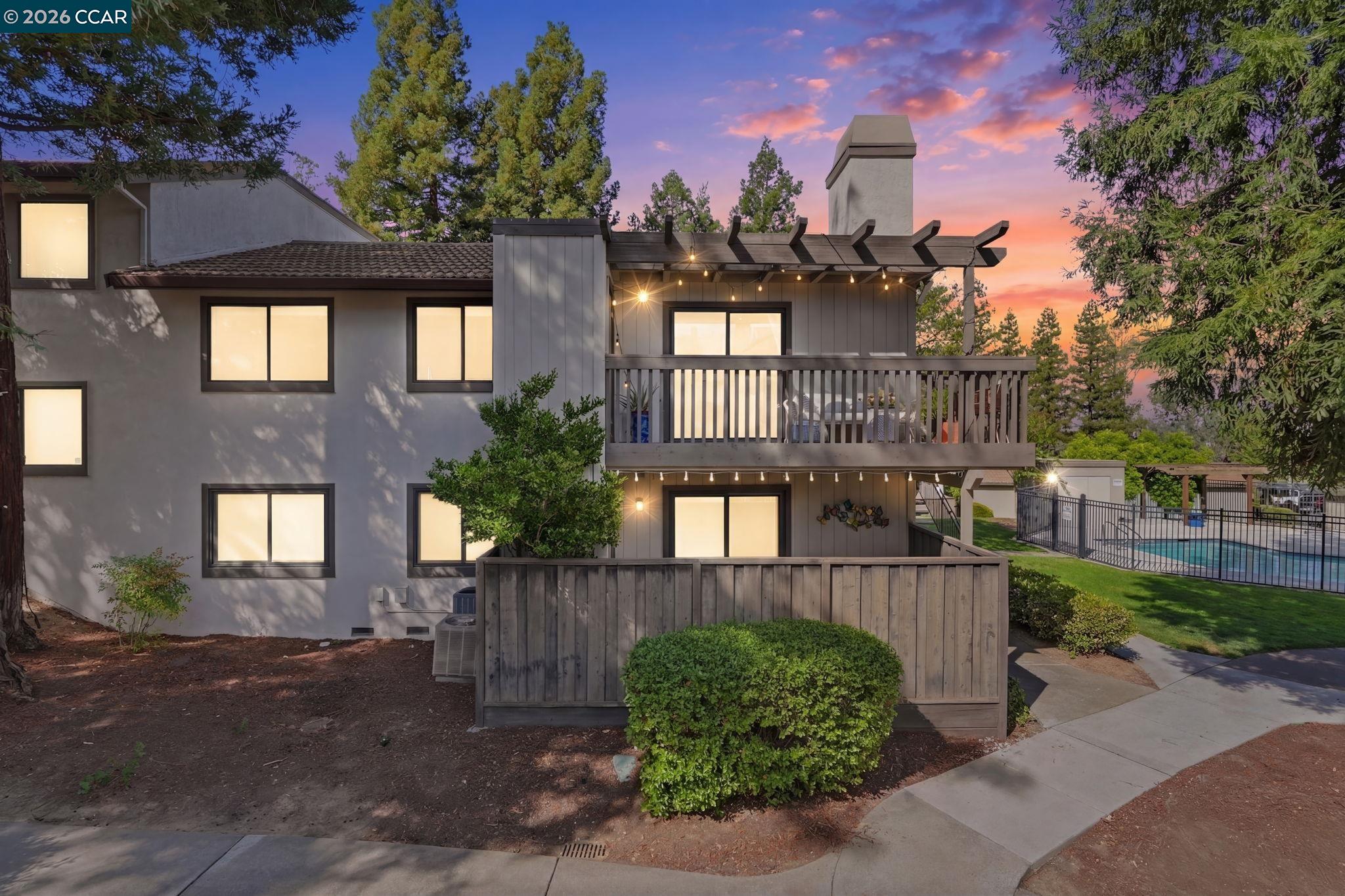 Condos For Sale in Martinez, CA