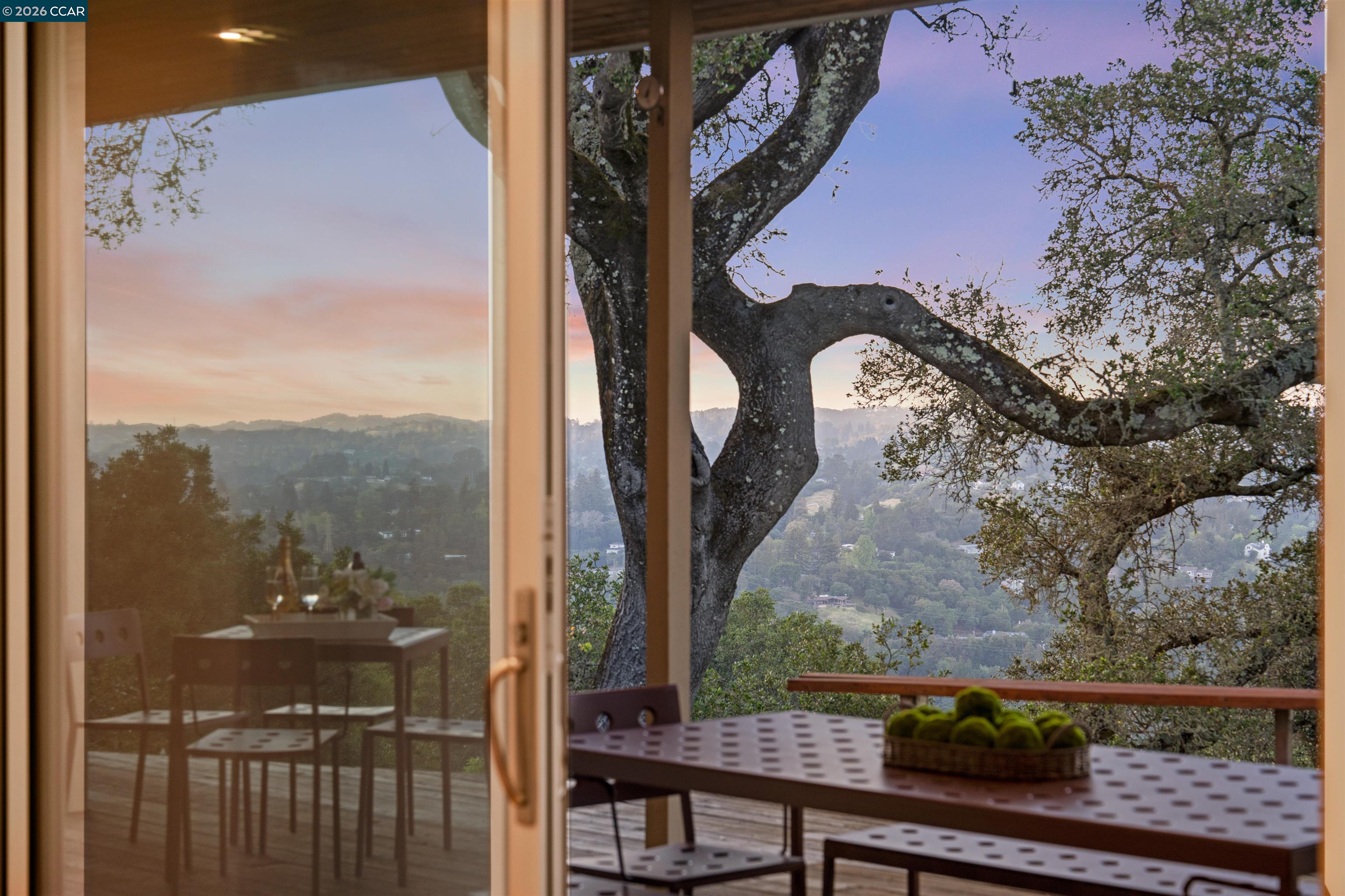 142 Crestview Dr, Orinda, CA, 94563