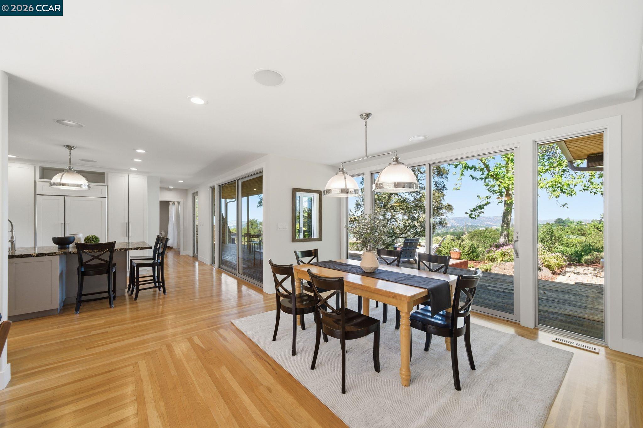 142 Crestview Dr, Orinda, CA, 94563