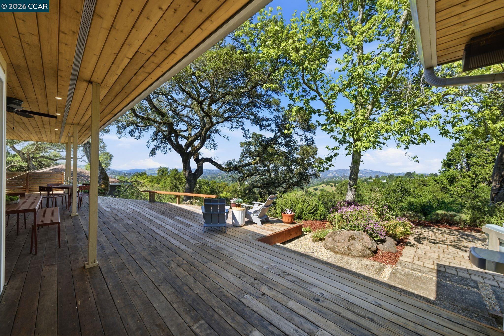 142 Crestview Dr, Orinda, CA, 94563