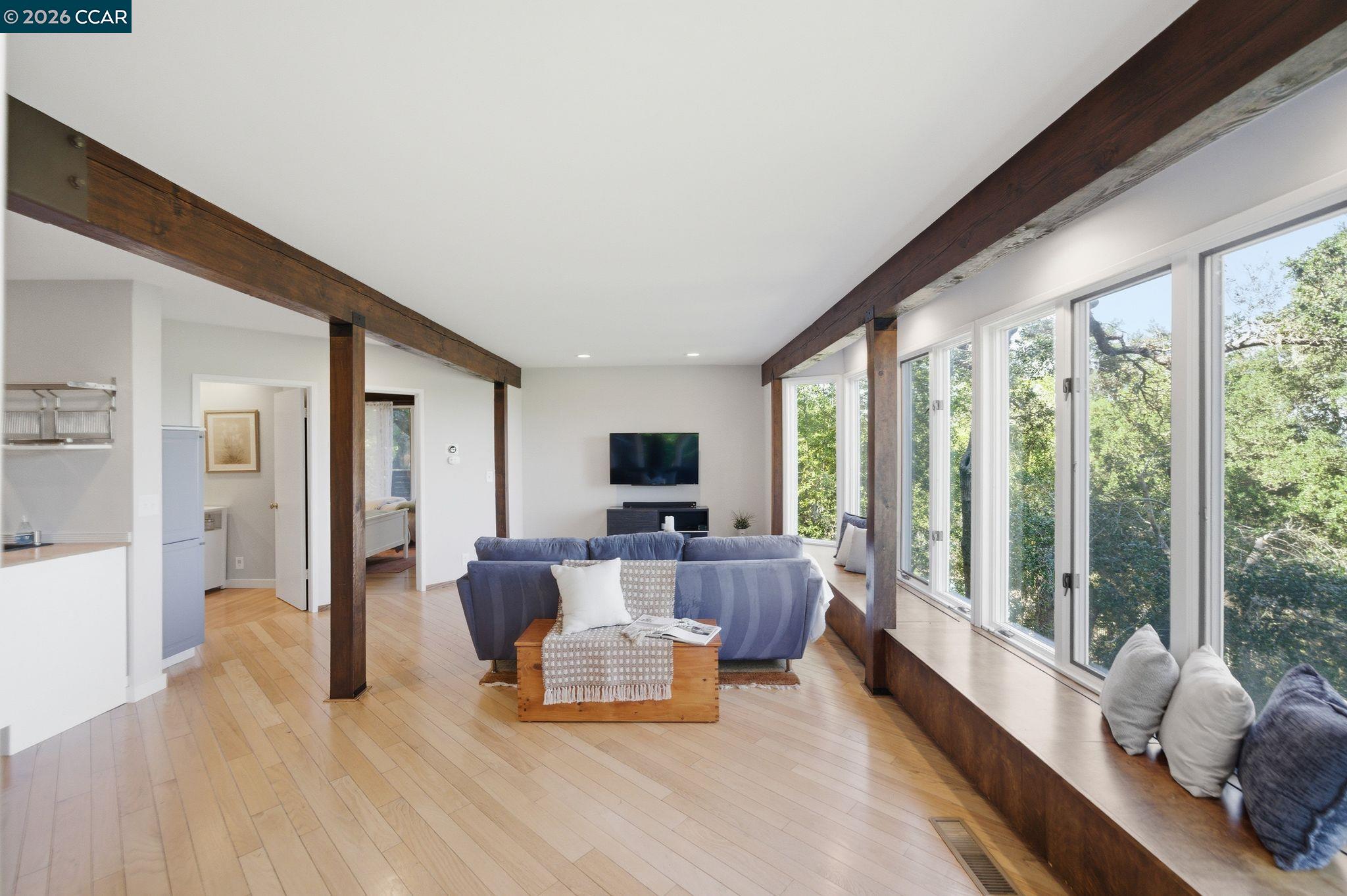 142 Crestview Dr, Orinda, CA, 94563