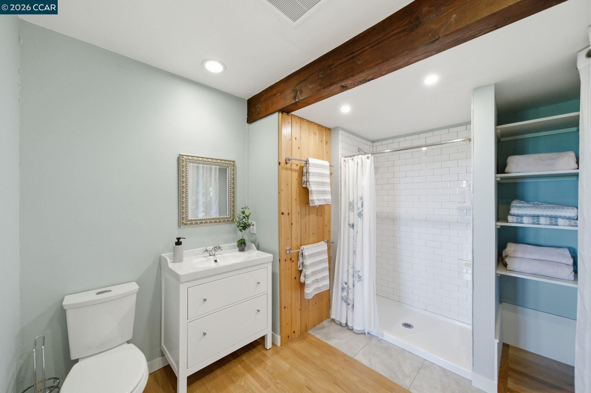 142 Crestview Dr, Orinda, CA, 94563