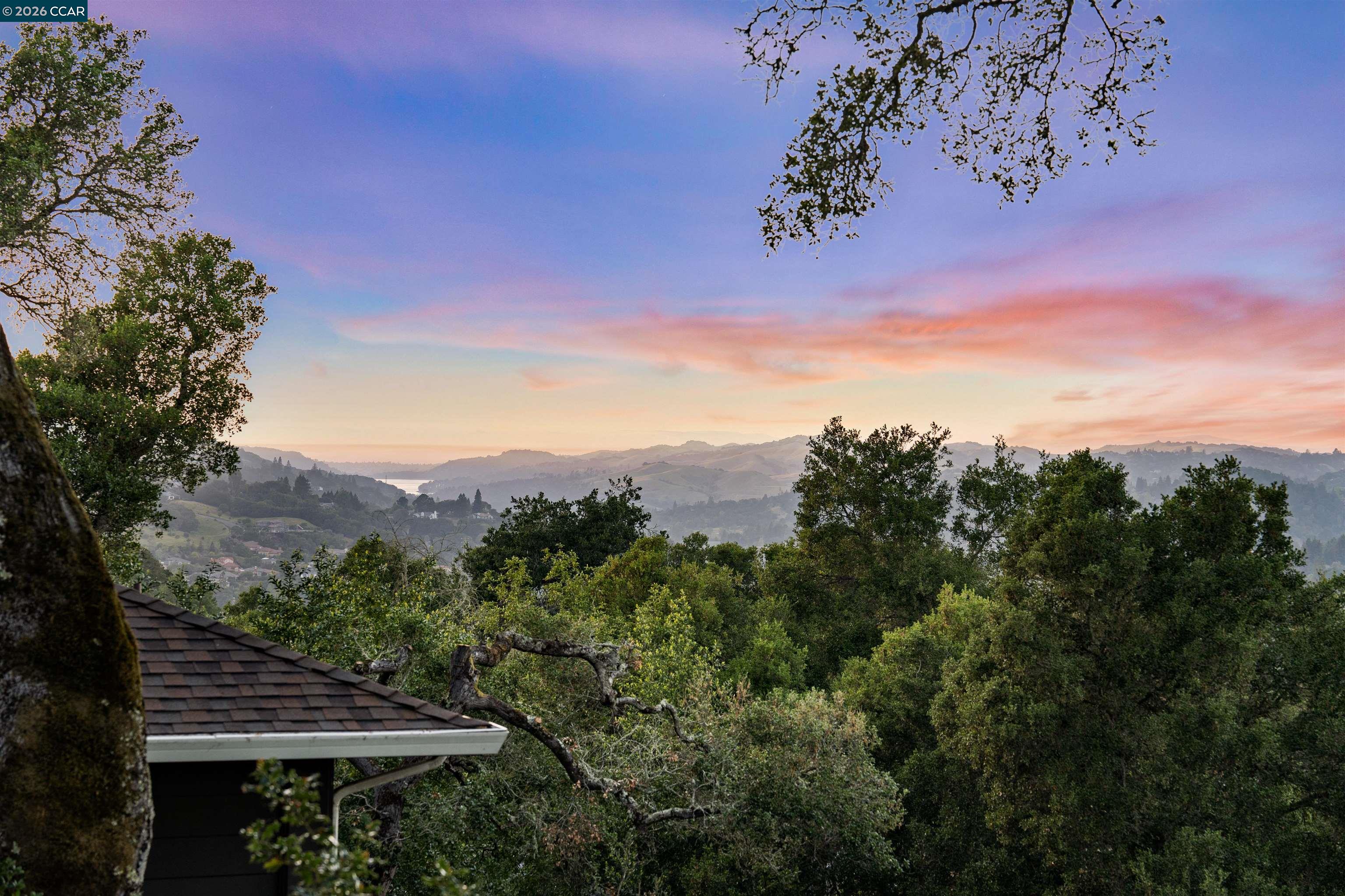 142 Crestview Dr, Orinda, CA, 94563