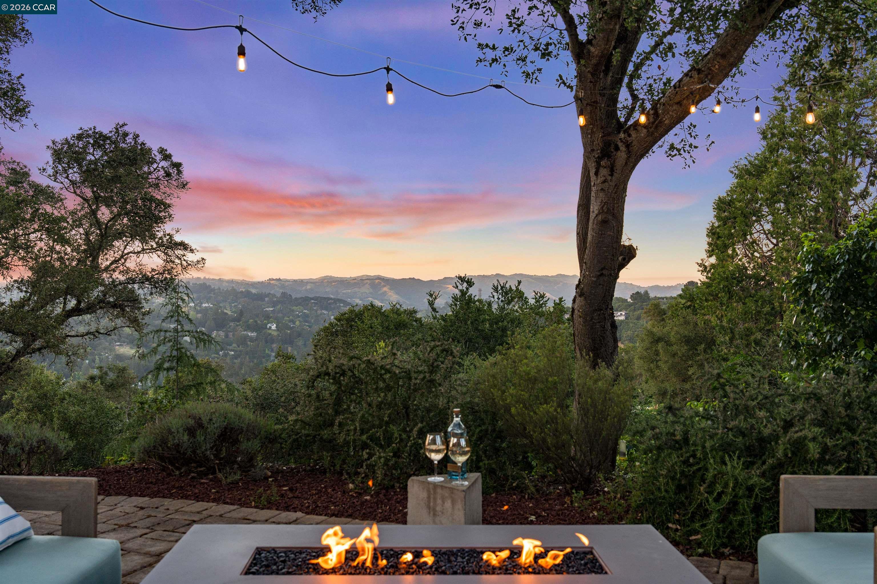 142 Crestview Dr, Orinda, CA, 94563