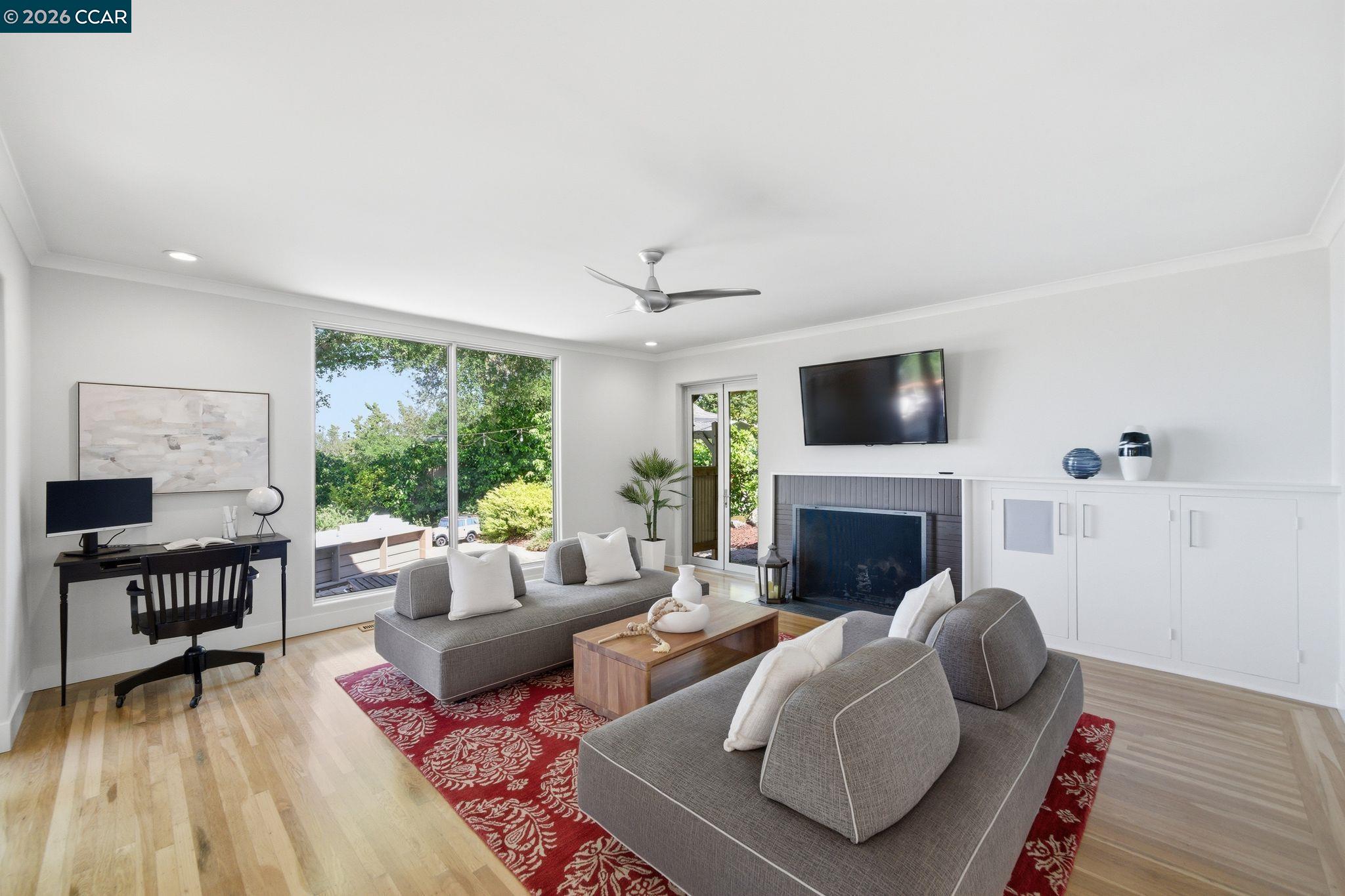 142 Crestview Dr, Orinda, CA, 94563