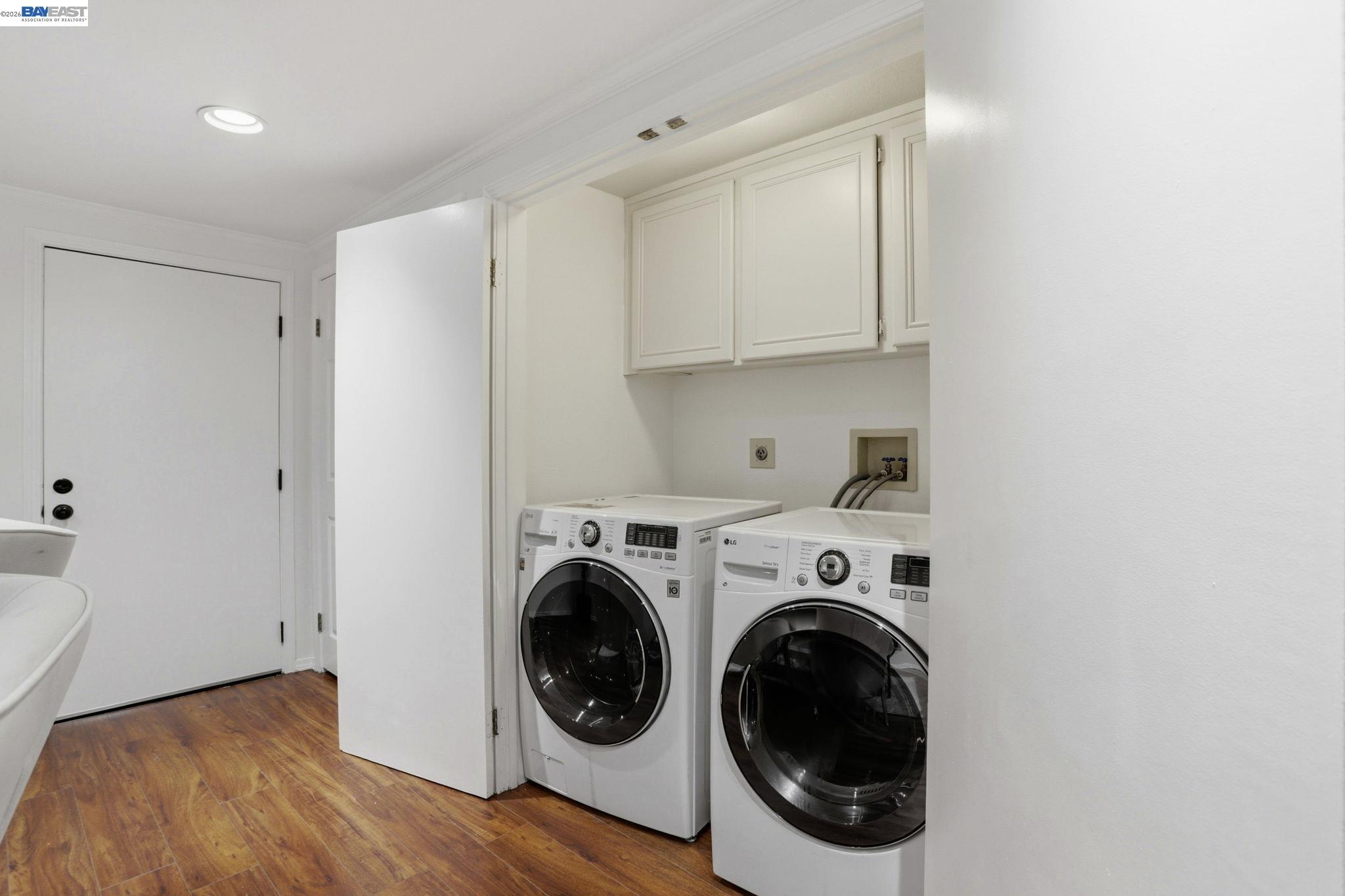 Detail Gallery Image 32 of 47 For 441 Camille Cir #12,  San Jose,  CA 95134 - 2 Beds | 2/1 Baths