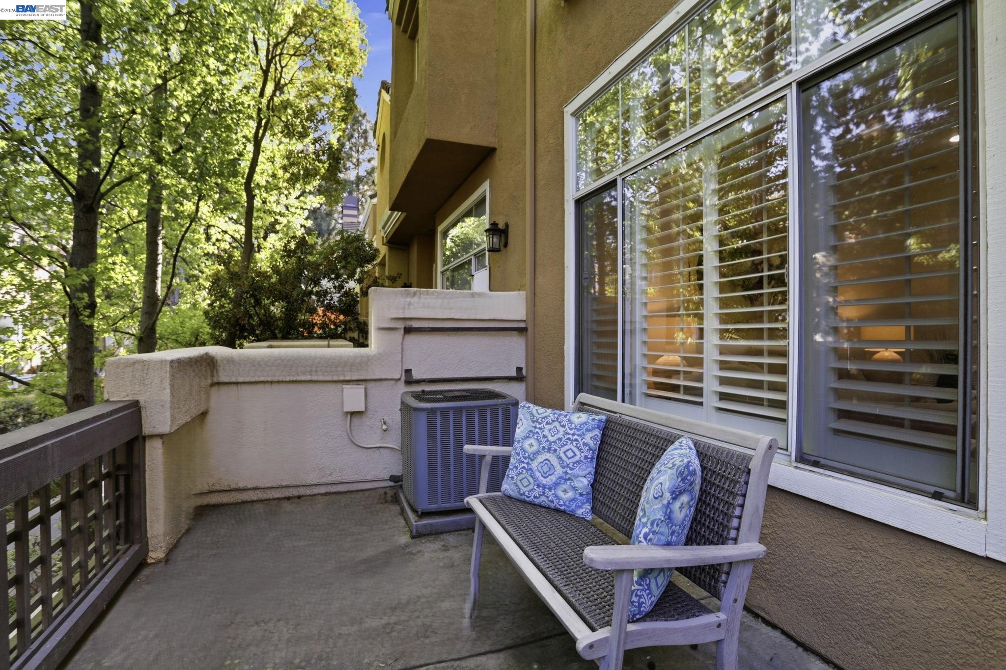 Detail Gallery Image 33 of 47 For 441 Camille Cir #12,  San Jose,  CA 95134 - 2 Beds | 2/1 Baths
