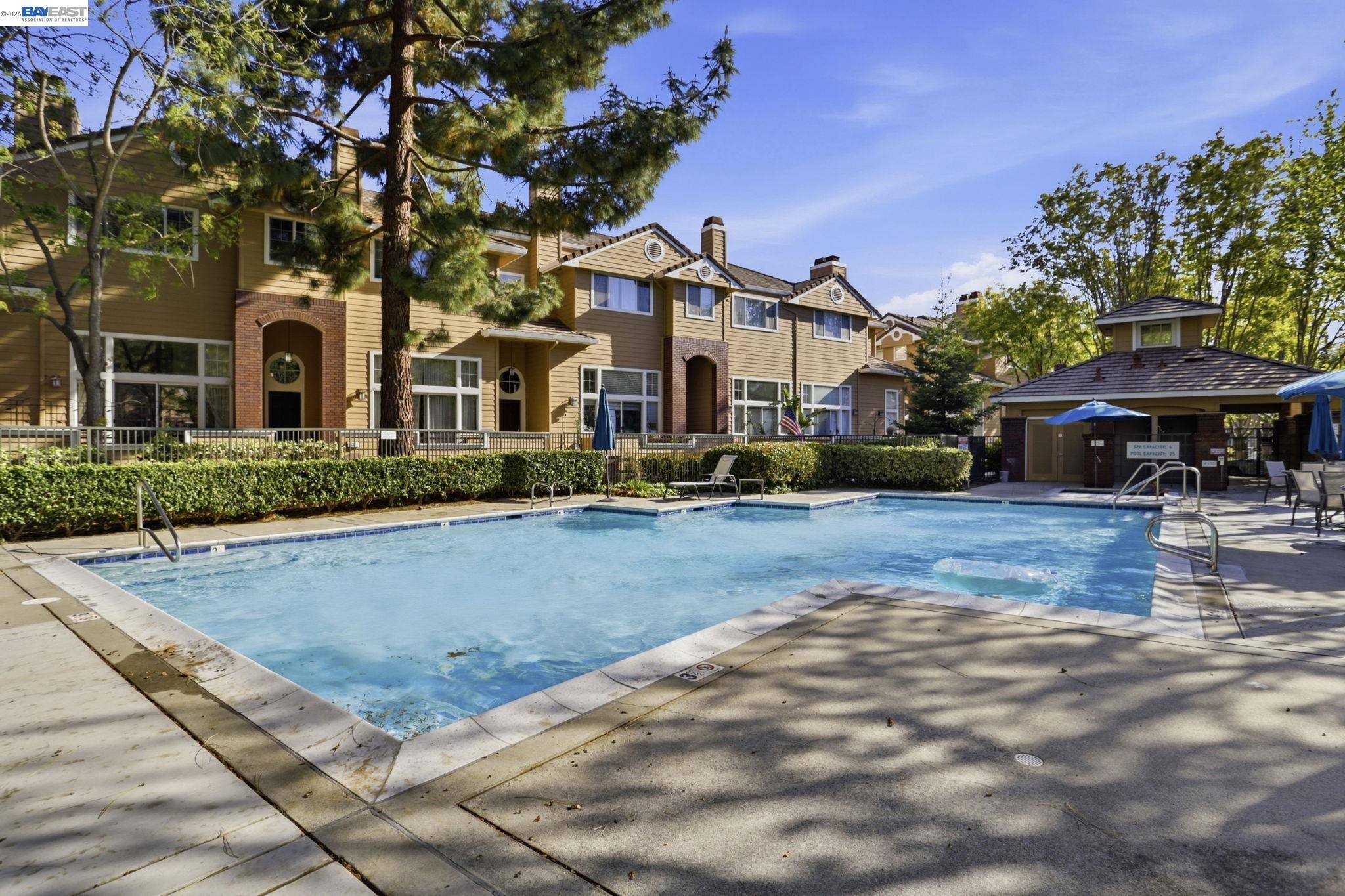 Detail Gallery Image 39 of 47 For 441 Camille Cir #12,  San Jose,  CA 95134 - 2 Beds | 2/1 Baths