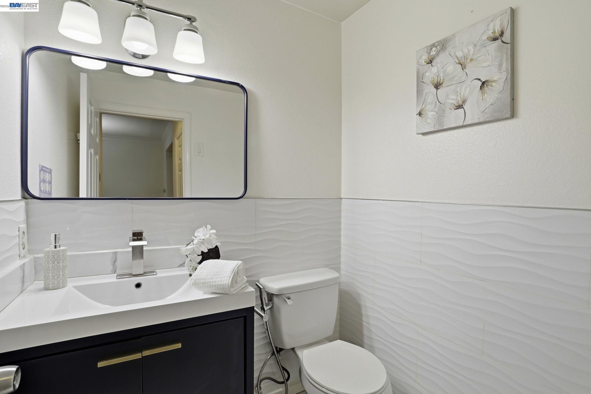 Detail Gallery Image 7 of 47 For 441 Camille Cir #12,  San Jose,  CA 95134 - 2 Beds | 2/1 Baths