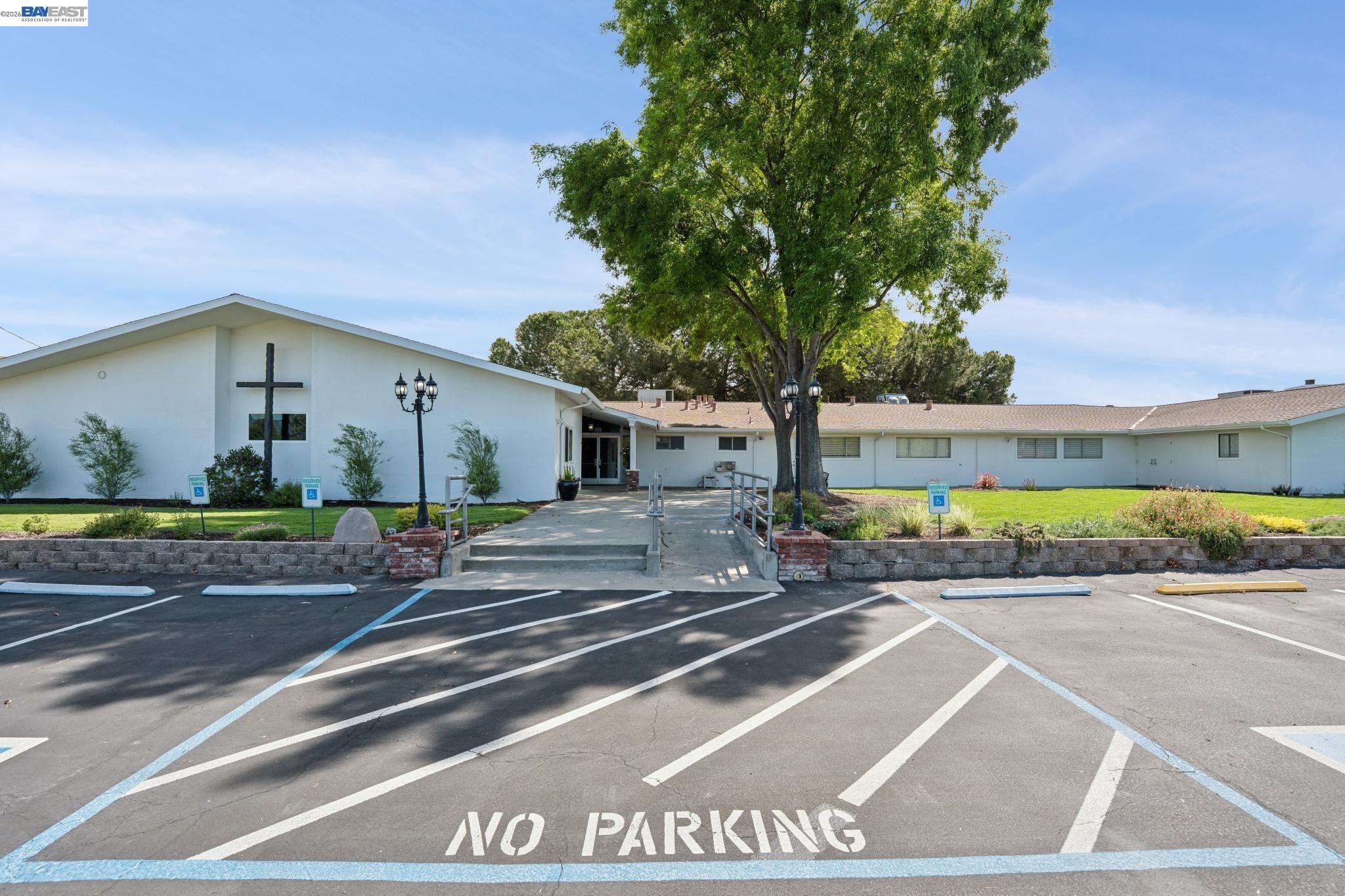 Detail Gallery Image 16 of 29 For 6656 Alisal St, Pleasanton,  CA 94566 - – Beds | – Baths