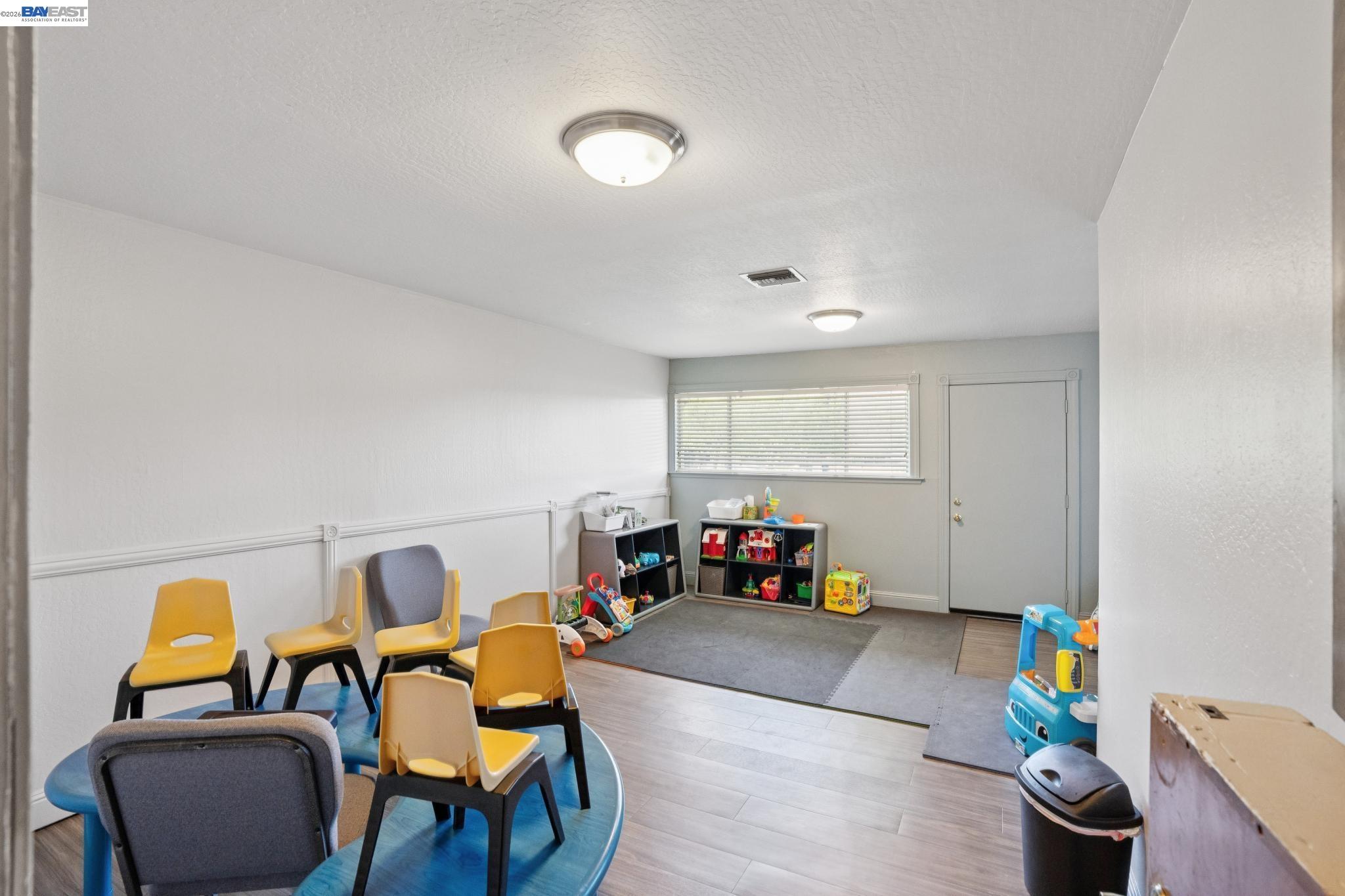 Detail Gallery Image 22 of 29 For 6656 Alisal St, Pleasanton,  CA 94566 - – Beds | – Baths