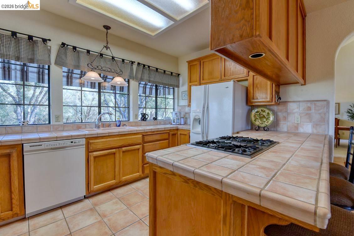 Detail Gallery Image 14 of 48 For 20591 Chaparral, Groveland,  CA 95321-8508 - 3 Beds | 3/1 Baths