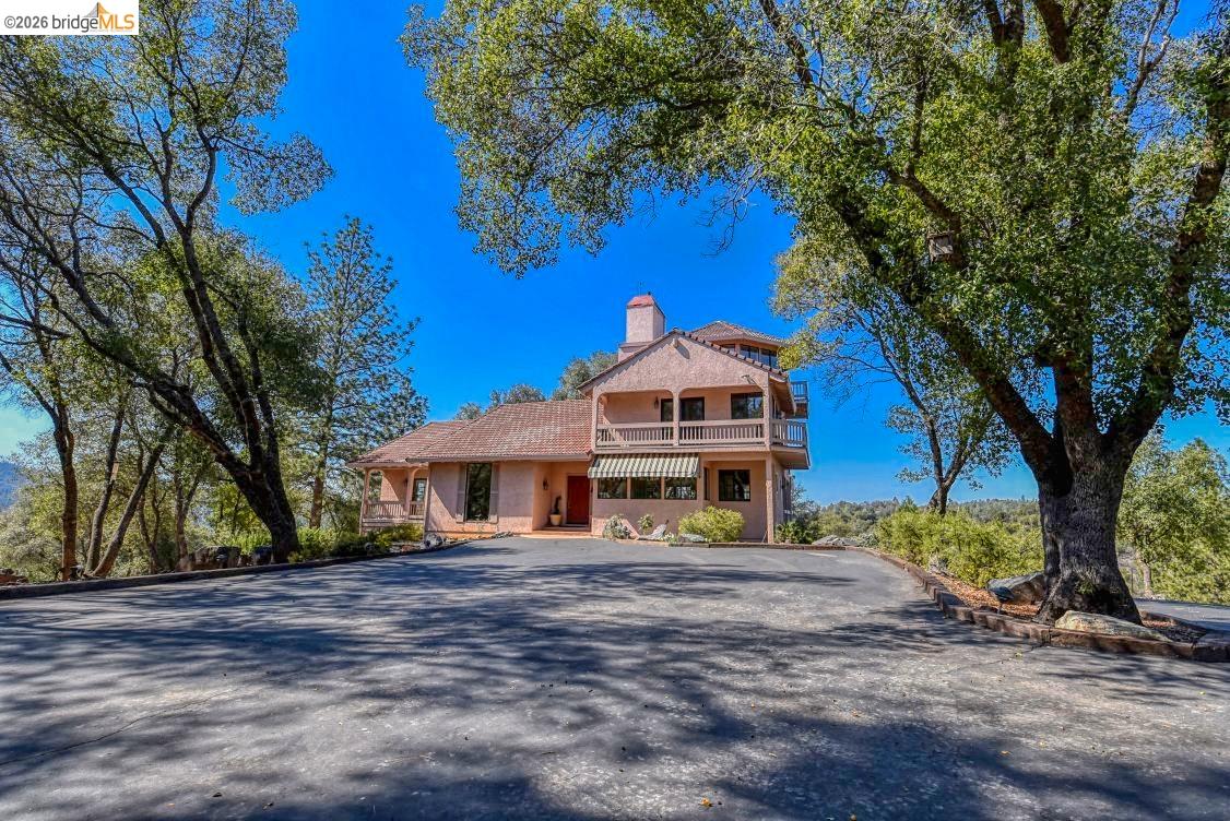 Detail Gallery Image 3 of 48 For 20591 Chaparral, Groveland,  CA 95321-8508 - 3 Beds | 3/1 Baths