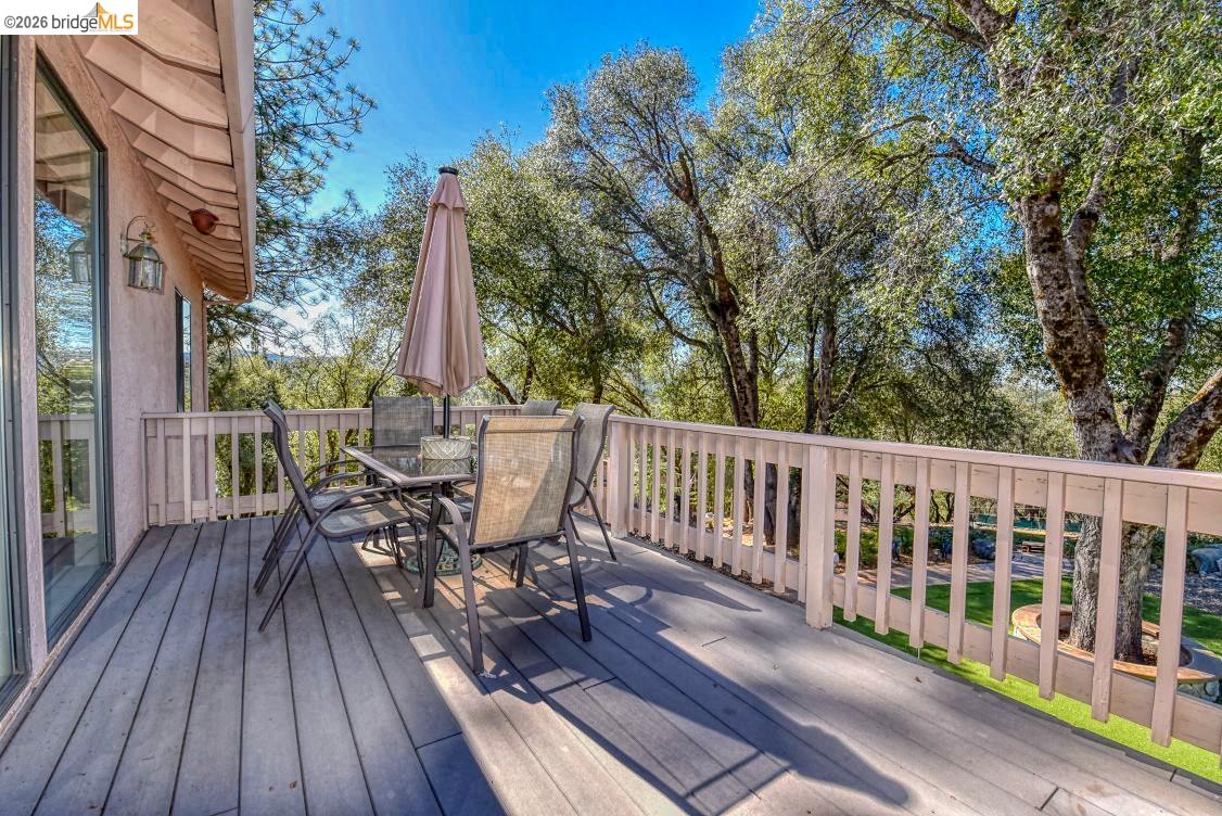 Detail Gallery Image 5 of 48 For 20591 Chaparral, Groveland,  CA 95321-8508 - 3 Beds | 3/1 Baths