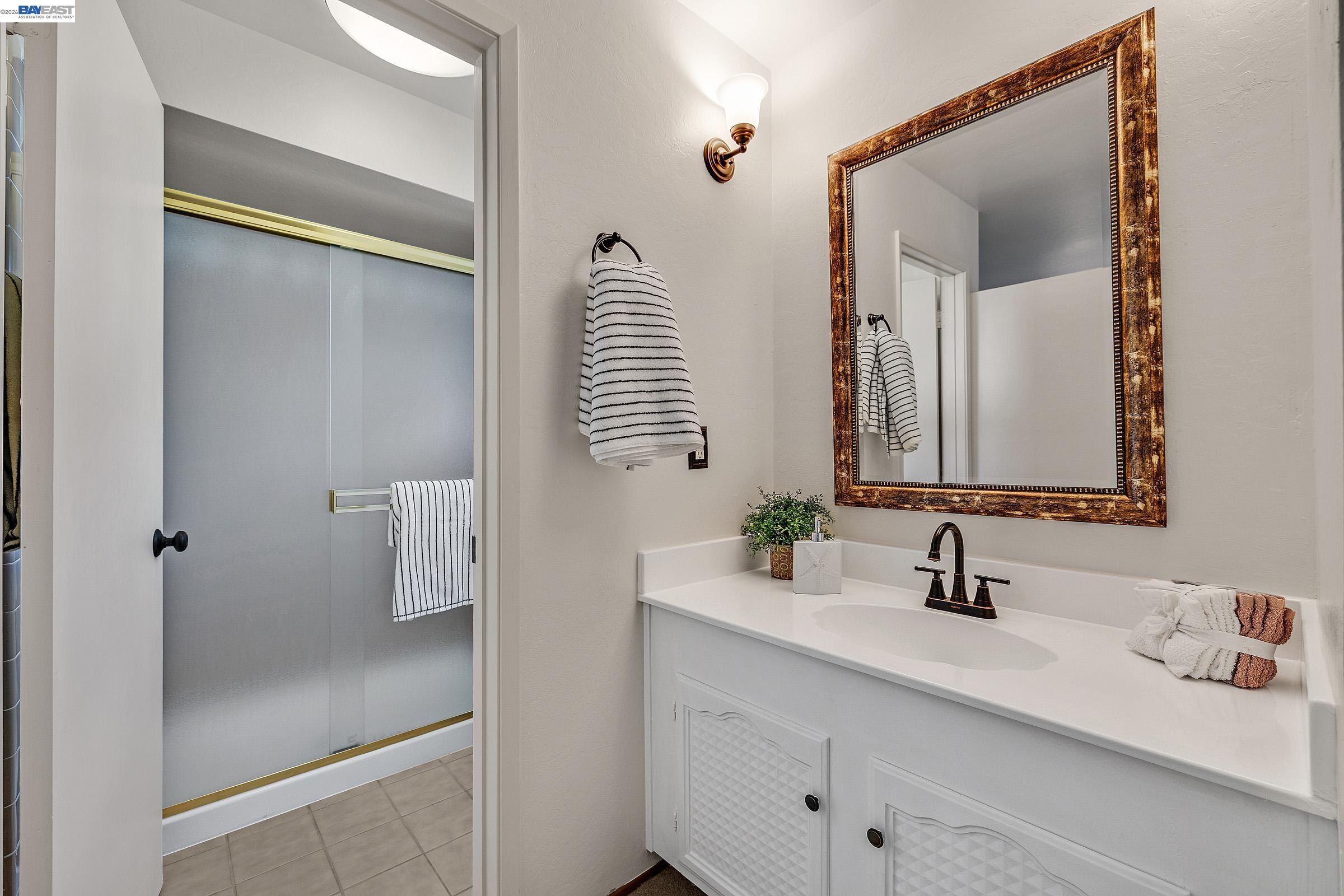 Detail Gallery Image 17 of 42 For 36126 Fanshawe Ct, Fremont,  CA 94536 - 4 Beds | 3 Baths