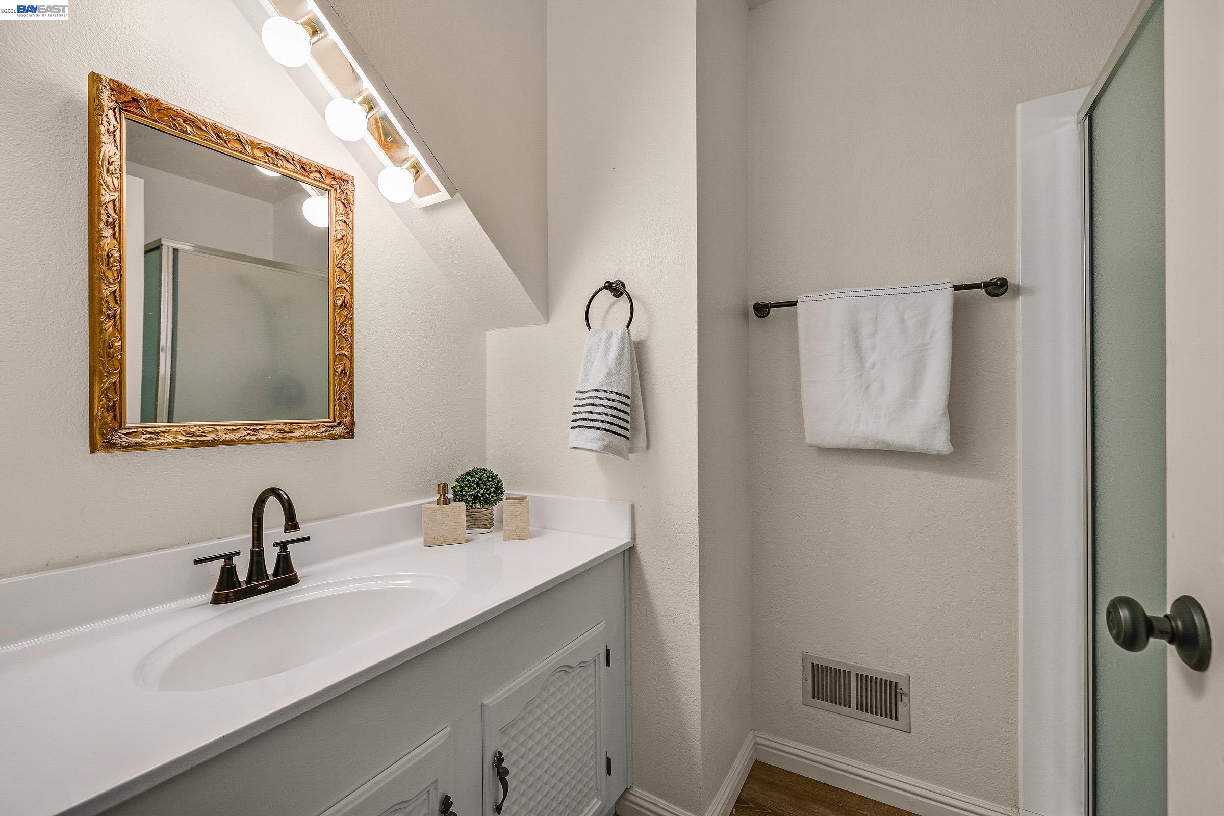 Detail Gallery Image 30 of 42 For 36126 Fanshawe Ct, Fremont,  CA 94536 - 4 Beds | 3 Baths