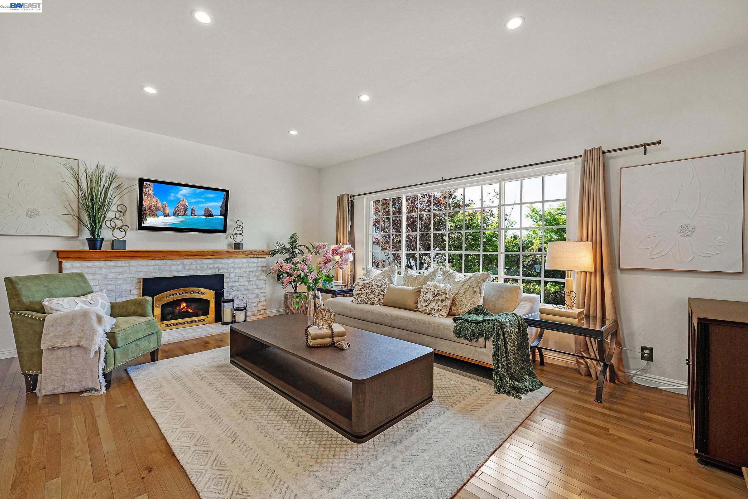 Detail Gallery Image 5 of 42 For 36126 Fanshawe Ct, Fremont,  CA 94536 - 4 Beds | 3 Baths