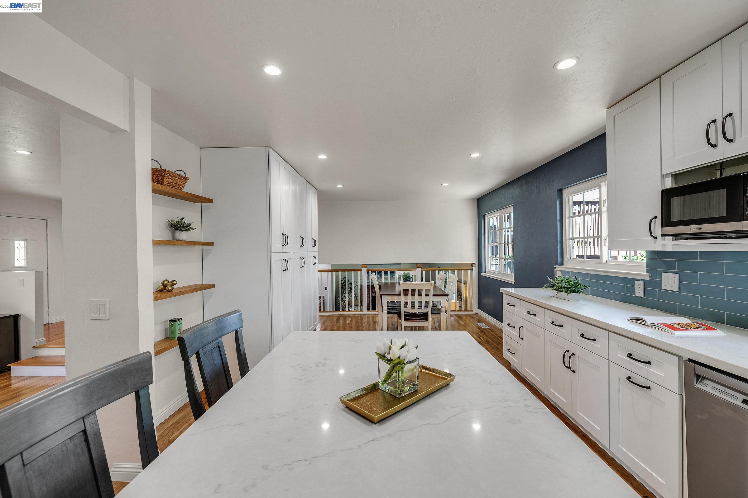 Detail Gallery Image 9 of 42 For 36126 Fanshawe Ct, Fremont,  CA 94536 - 4 Beds | 3 Baths