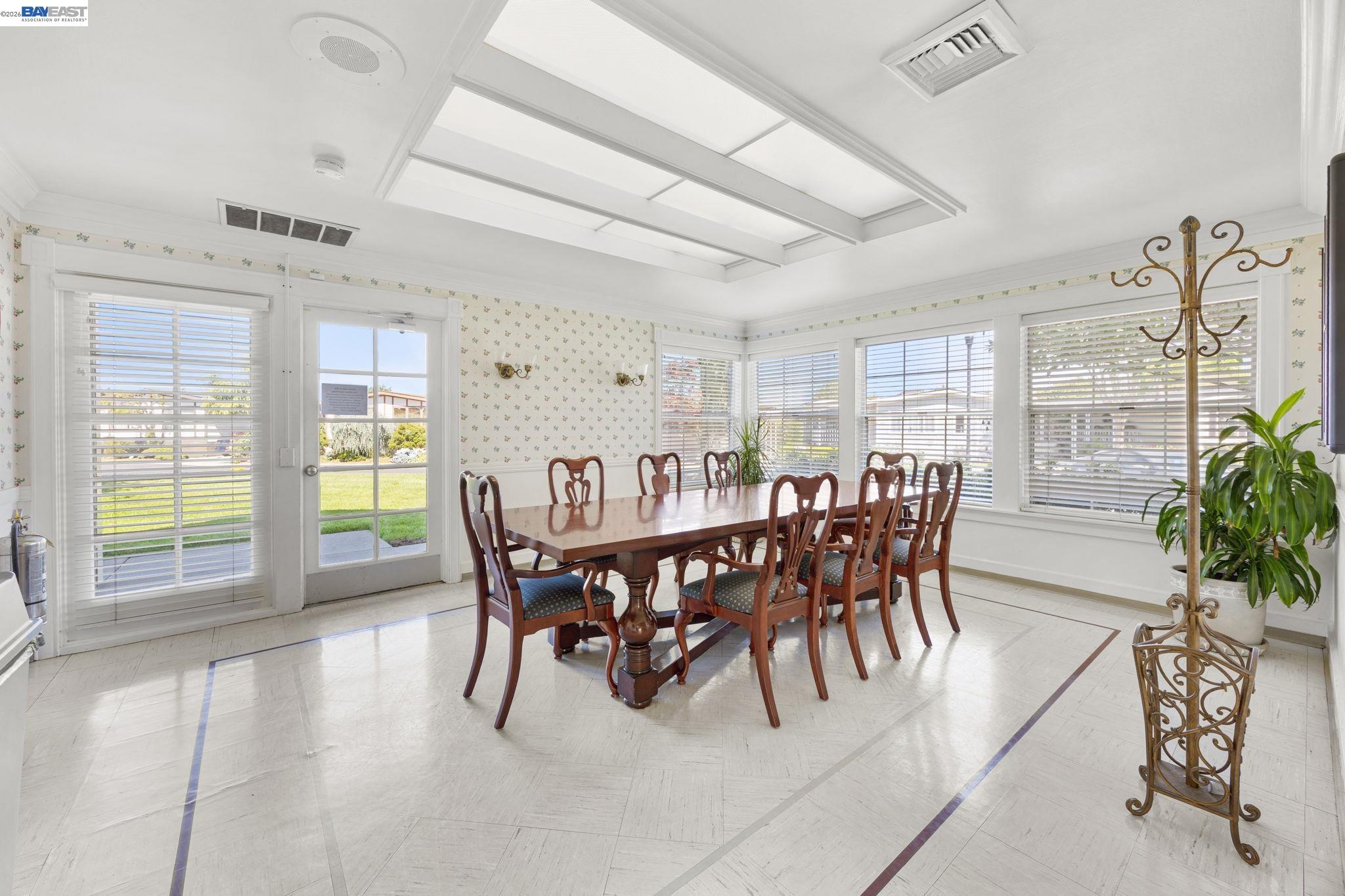 Detail Gallery Image 27 of 36 For 29315 Harpoon Way, Hayward,  CA 94544 - 2 Beds | 2 Baths