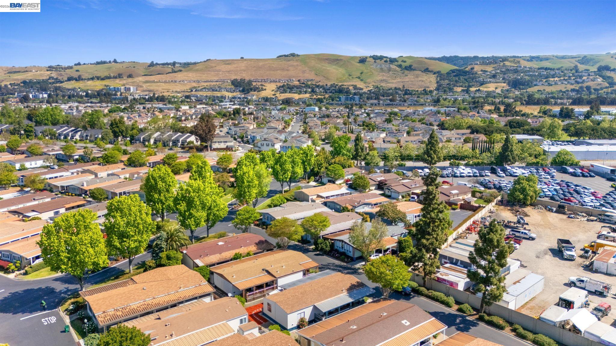 Detail Gallery Image 32 of 36 For 29315 Harpoon Way, Hayward,  CA 94544 - 2 Beds | 2 Baths