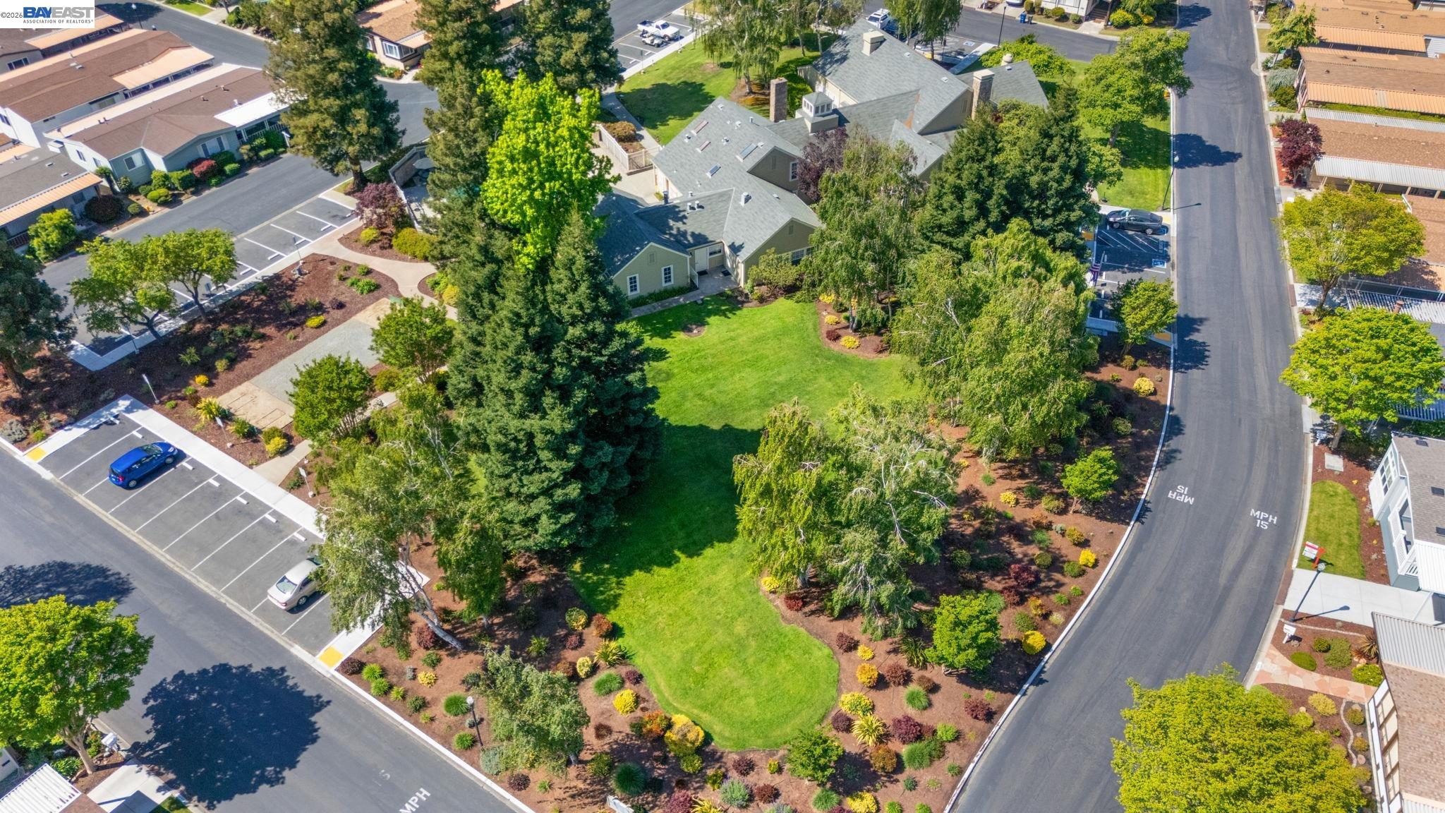 Detail Gallery Image 33 of 36 For 29315 Harpoon Way, Hayward,  CA 94544 - 2 Beds | 2 Baths